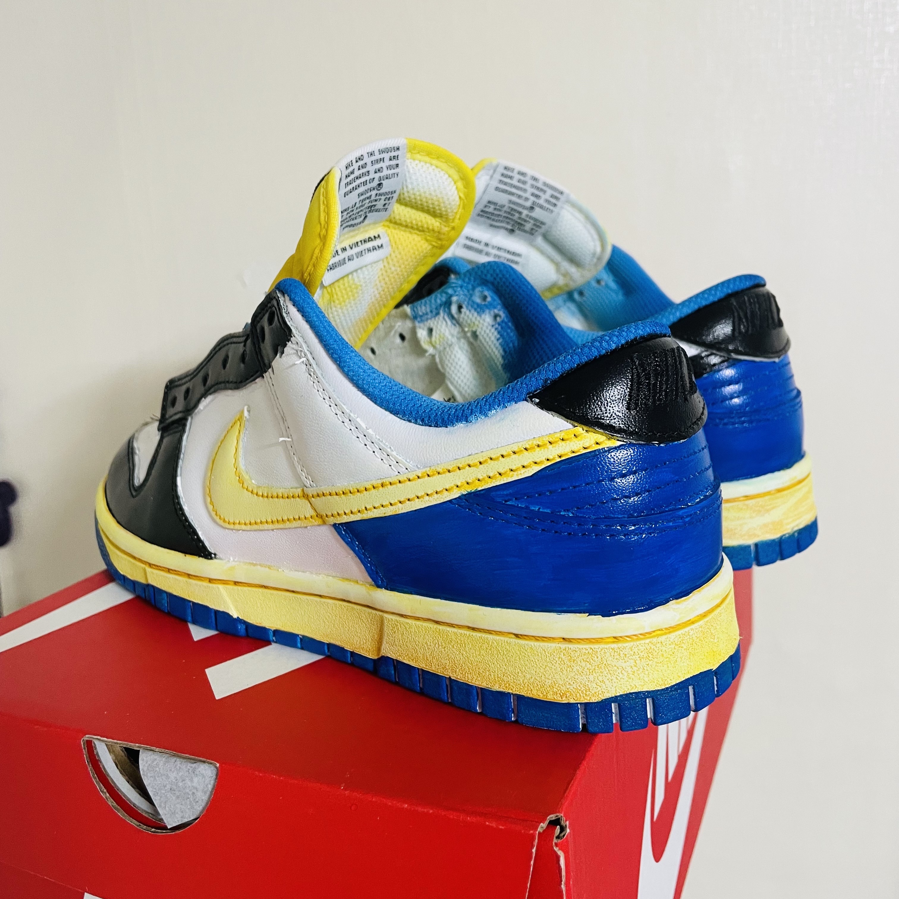 (W) Nike Dunk Low Triple White 착용 스타일 - 2