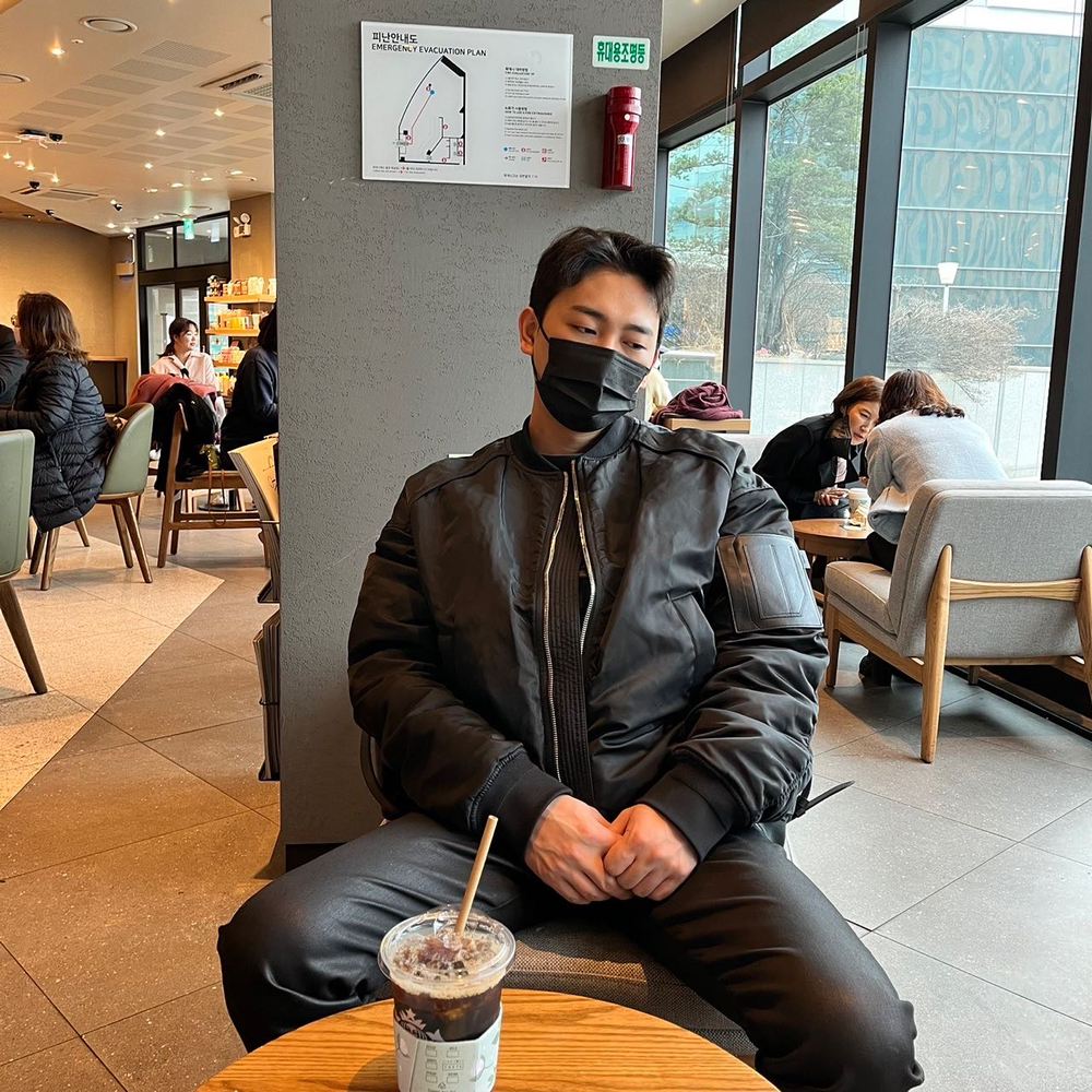 KREAM 프로필 이미지