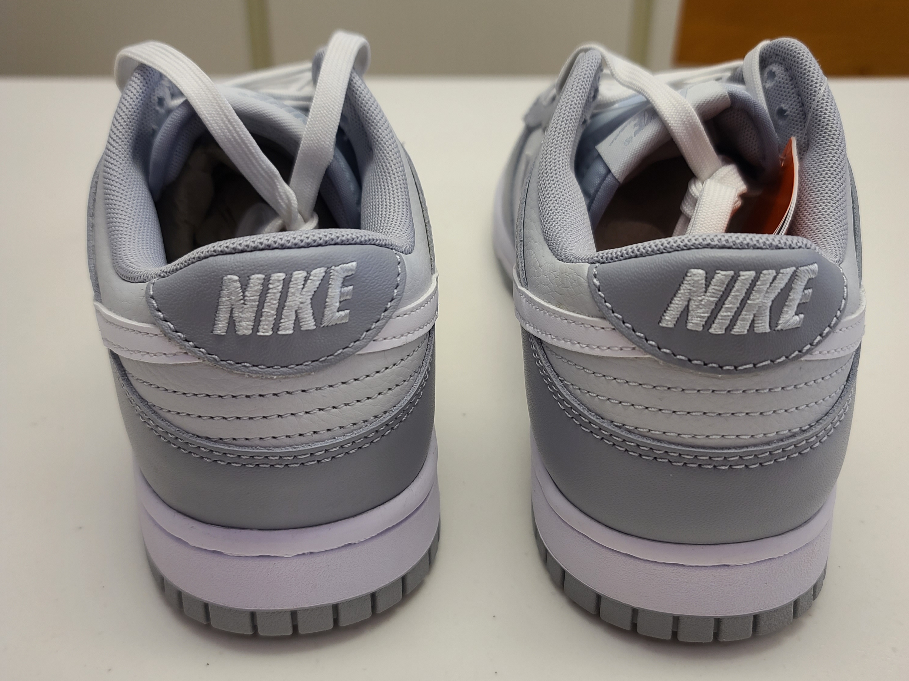 Nike Dunk Low Retro Wolf Grey, Nike Dunk Low Retro Varsity Green 착용 스타일 - 2