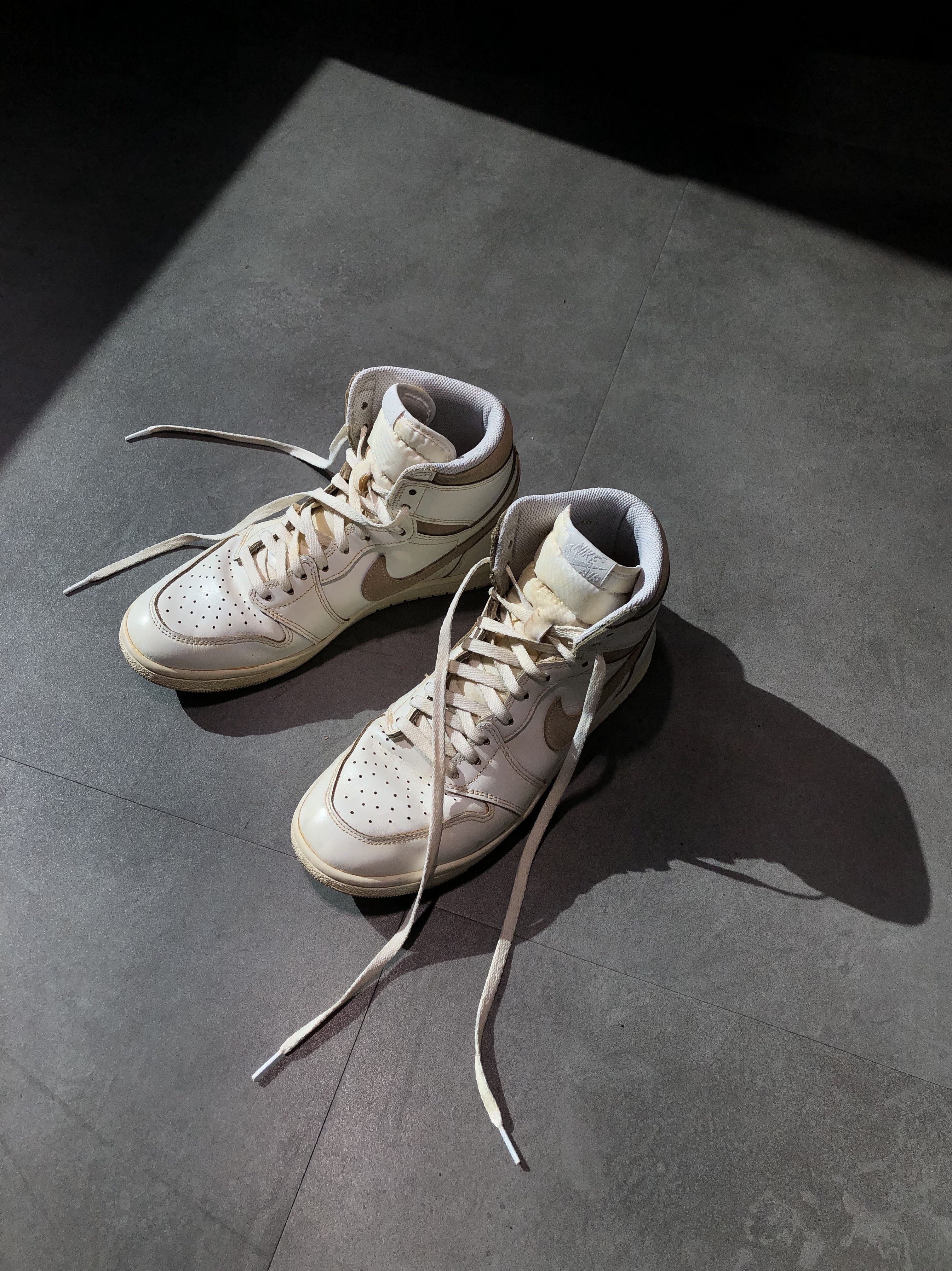 Jordan 1 High 85 Neutral Grey 착용 스타일