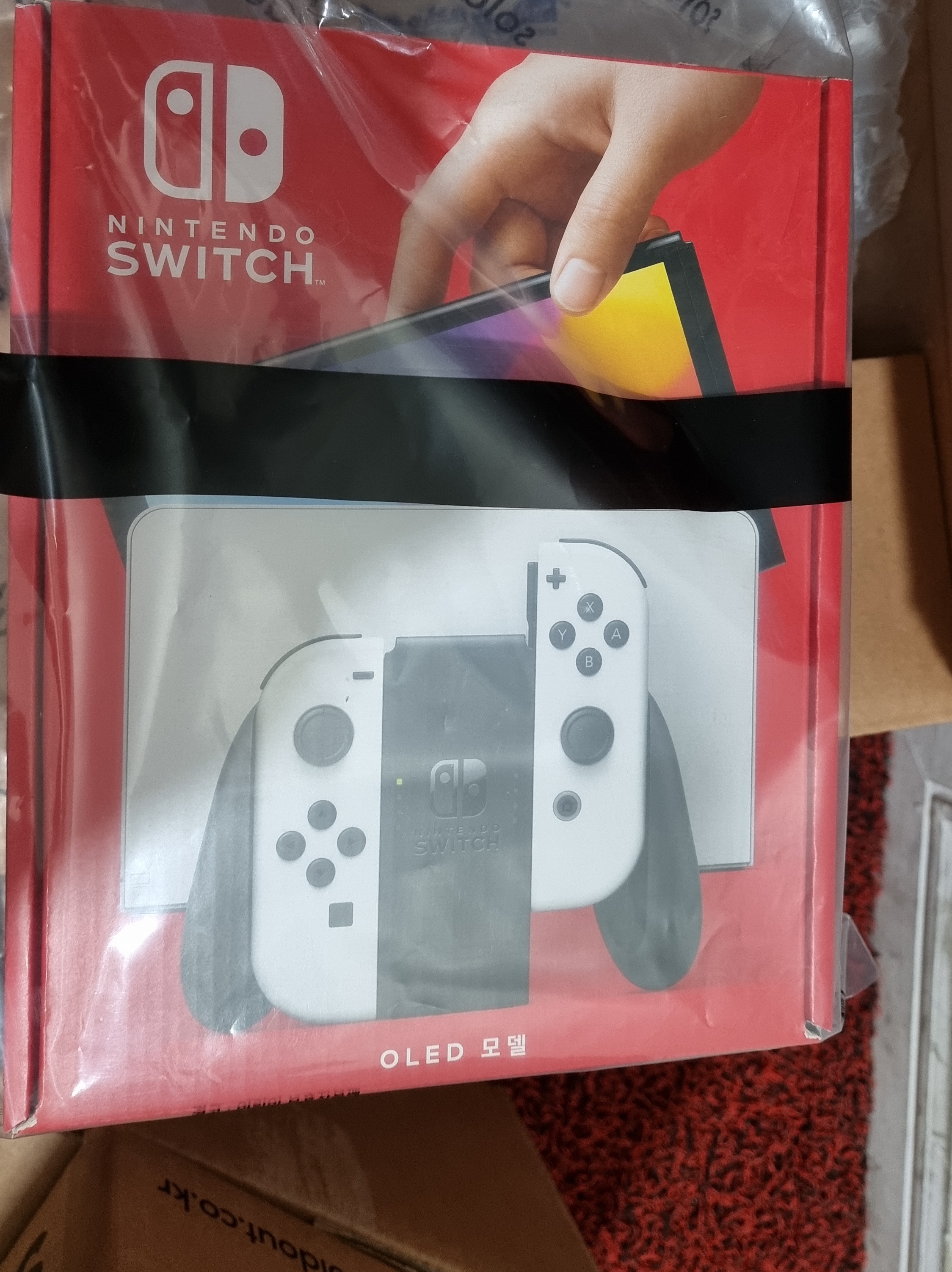 Nintendo Switch OLED White (Korean Ver.) 착용 스타일