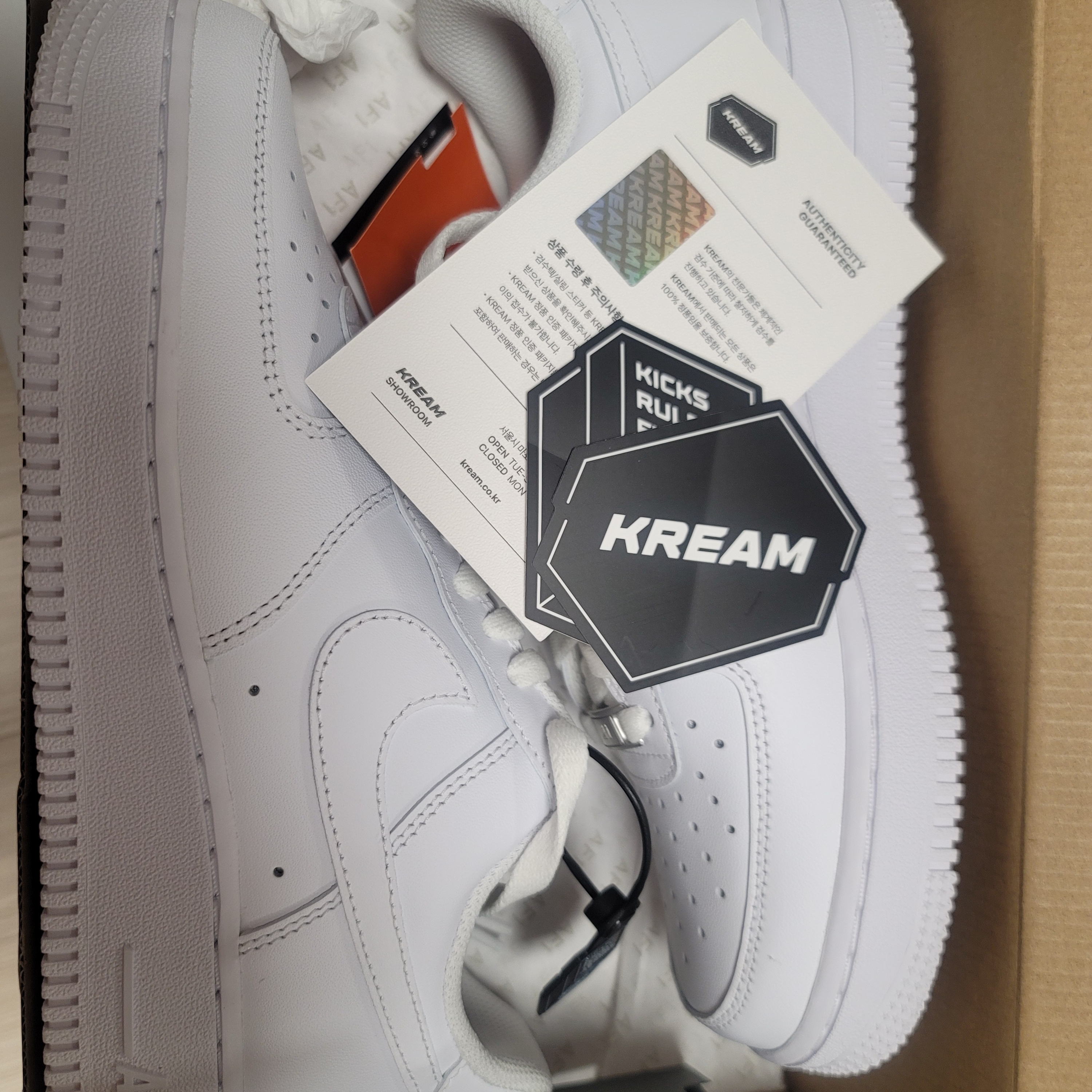 Nike Air Force 1 '07 Low White 착용 스타일