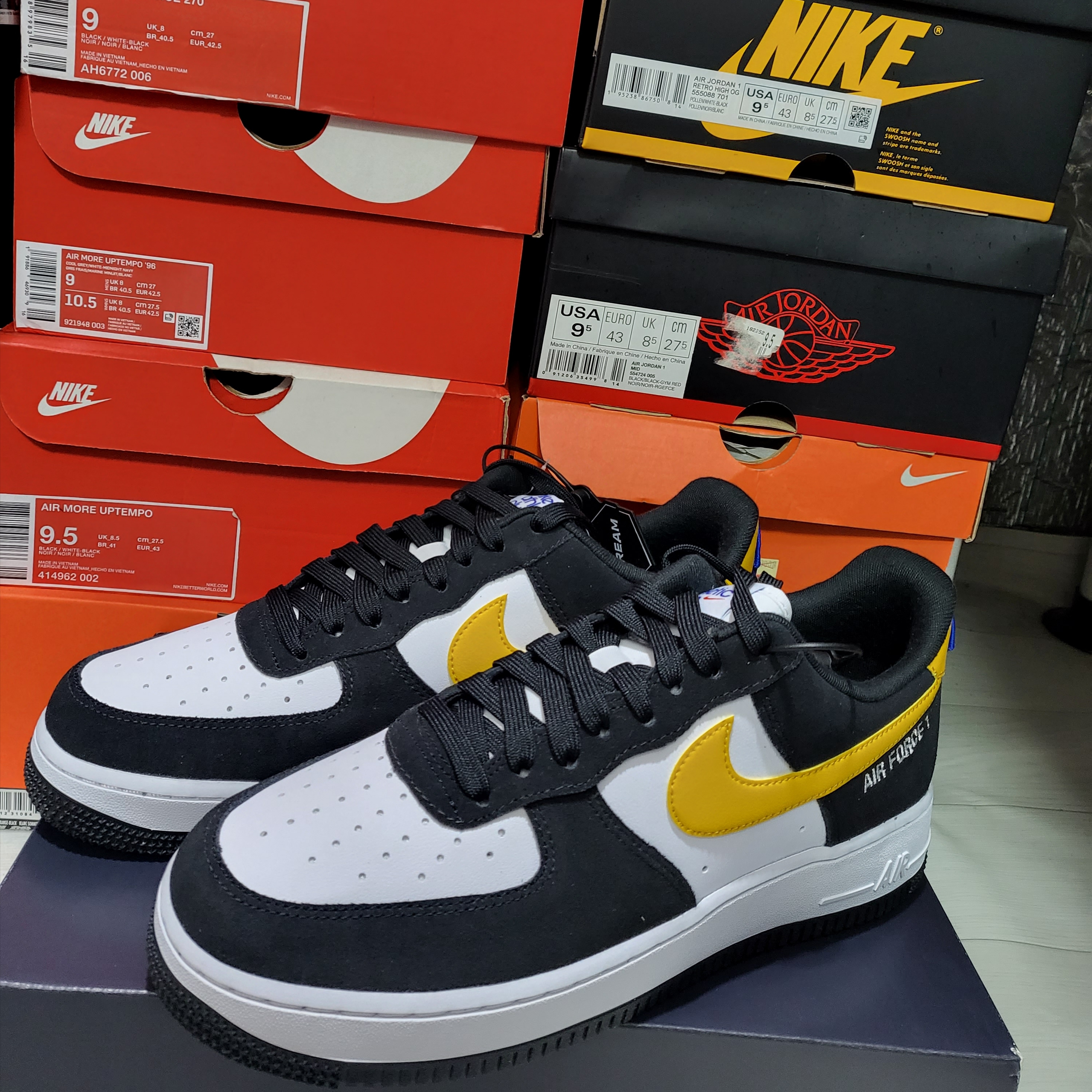 Nike Air Force 1 '07 LV8 Athletic Club Black Dark Sulfur 착용 스타일