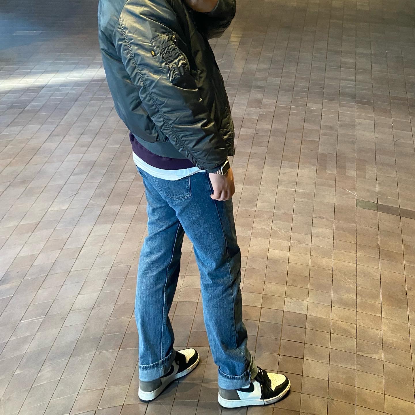 Jordan 1 Retro High OG Black Mocha 착용 스타일