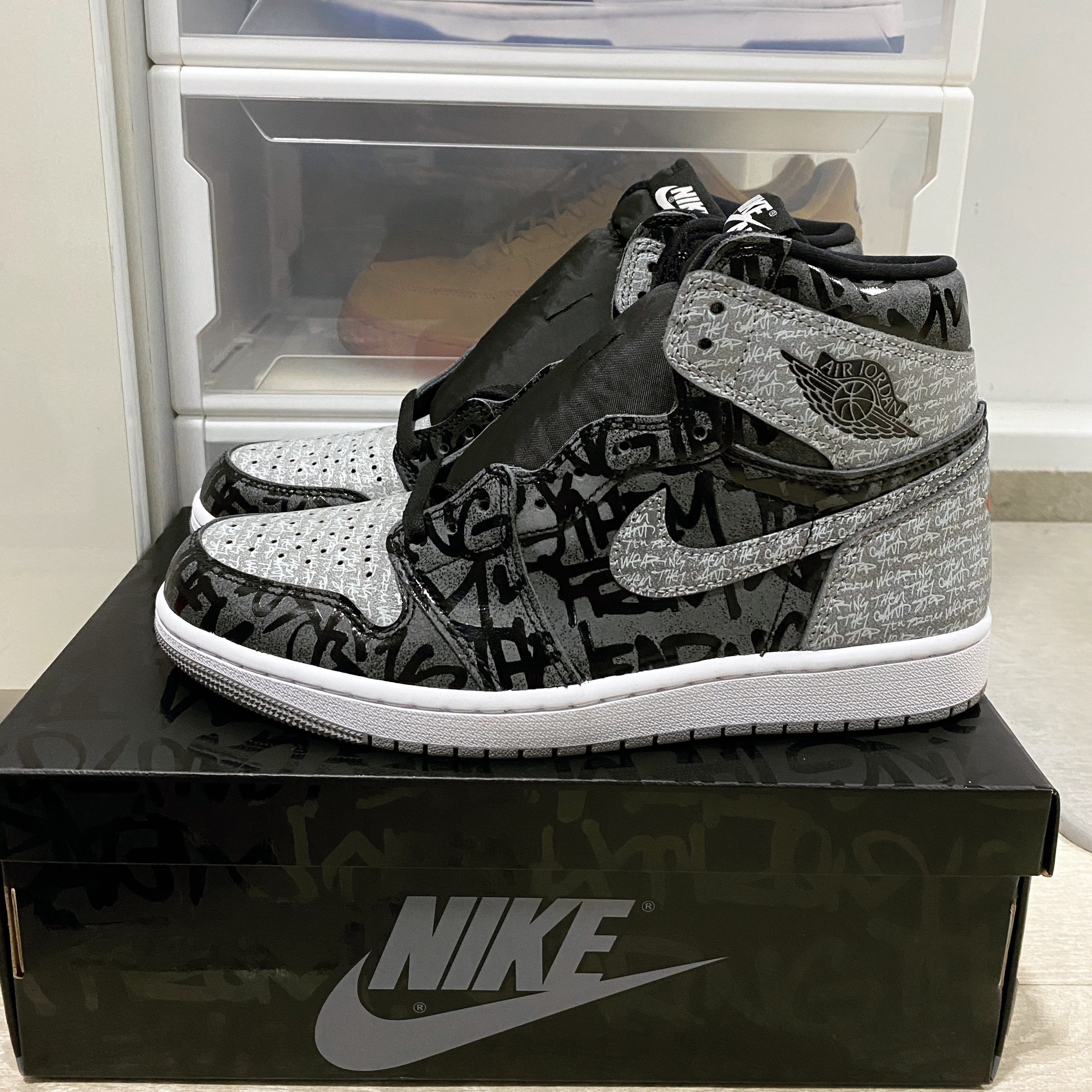 Jordan 1 Retro High OG Rebellionaire 착용 스타일