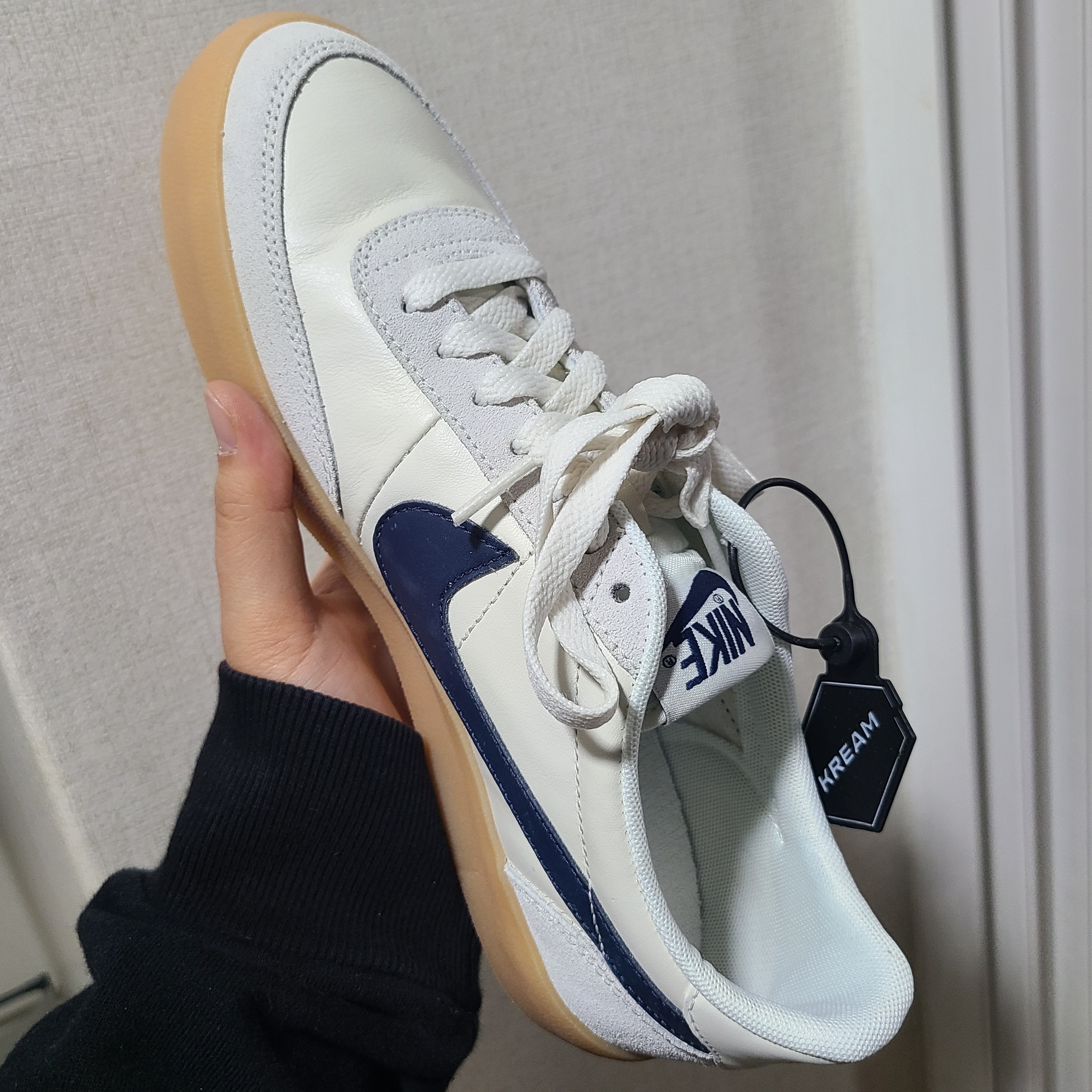 Nike x J.Crew Killshot 2 Sail Midnight Navy 착용 스타일