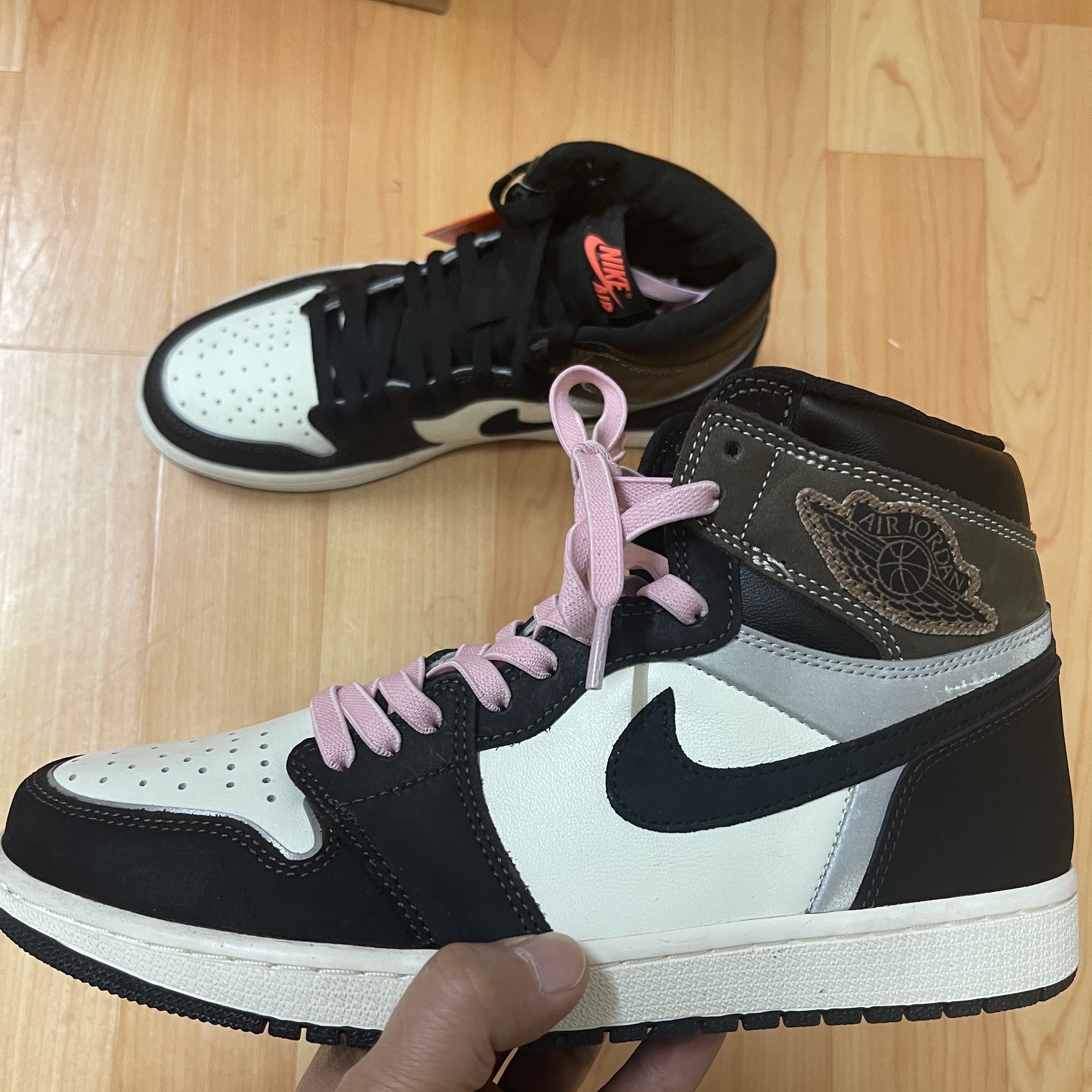 Jordan 1 Retro High OG Craft 착용 스타일 - 3