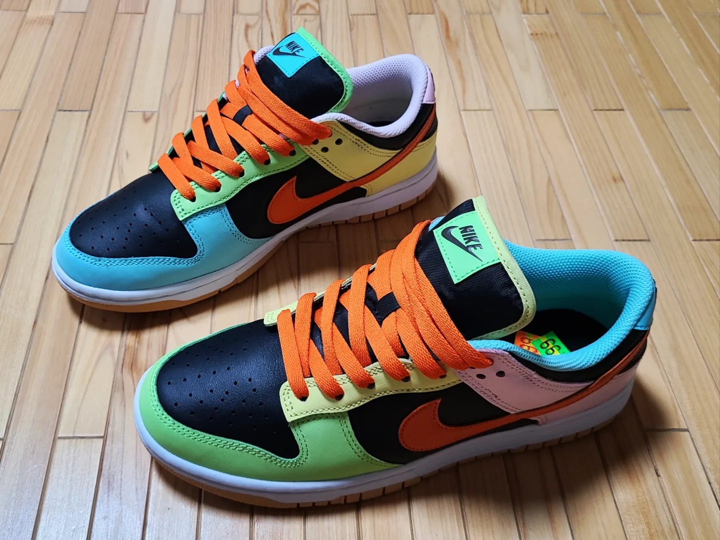 Nike Dunk Low SE Free.99 Black 착용 스타일 - 1