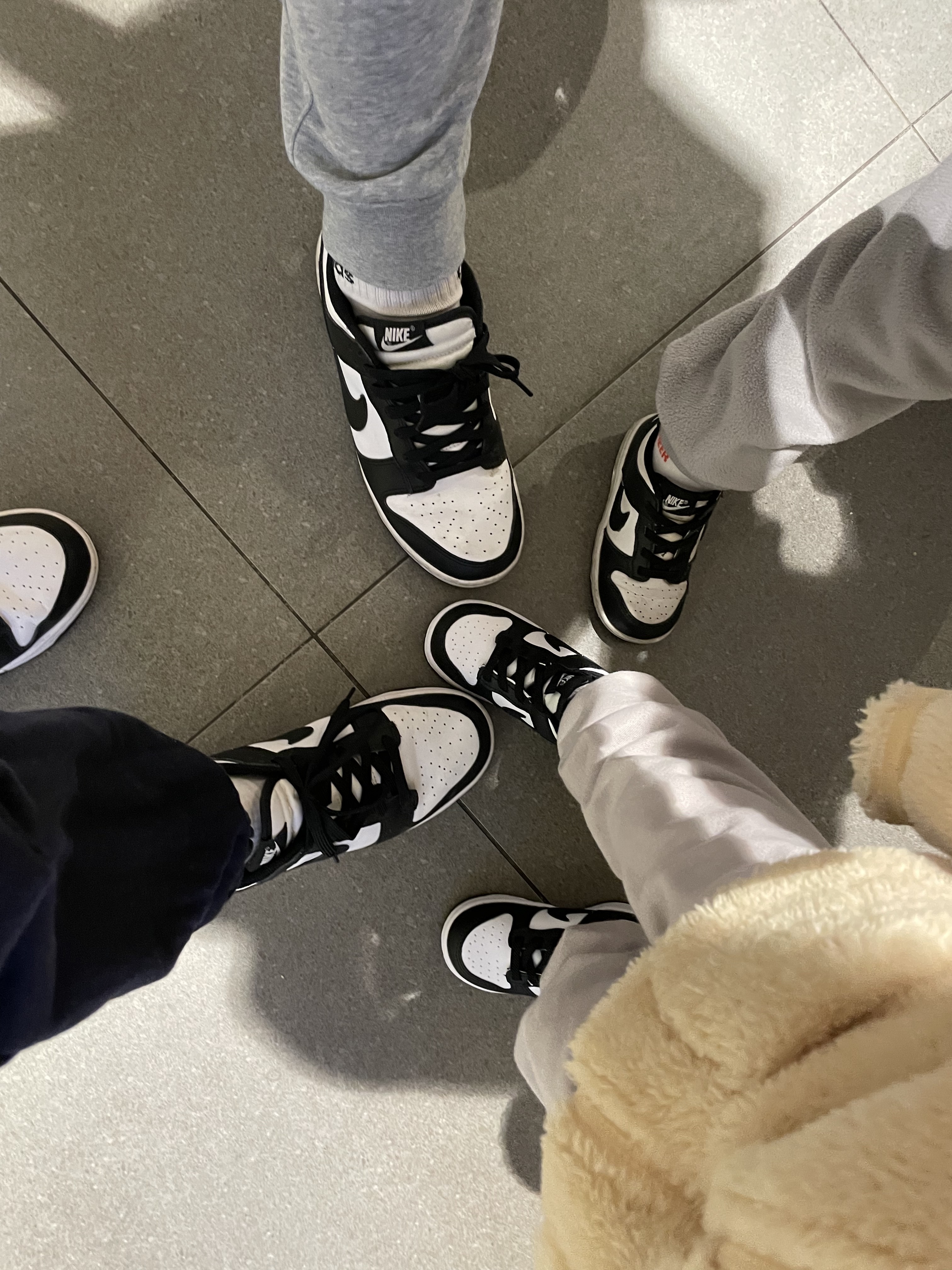 Nike Dunk Low Retro Black, (TD) Nike Dunk Low Black 착용 스타일 - 2