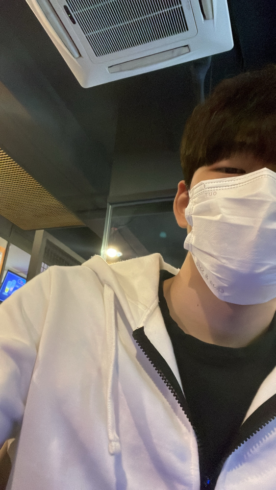 KREAM 프로필 이미지