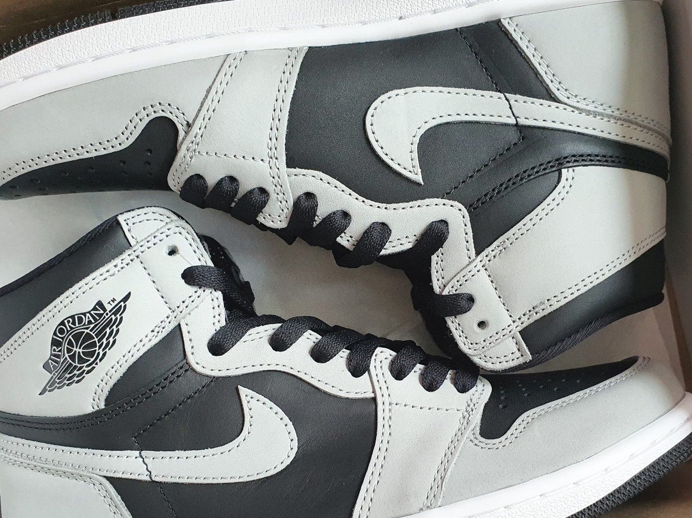 Jordan 1 Retro High OG Shadow 2.0 착용 스타일 - 2