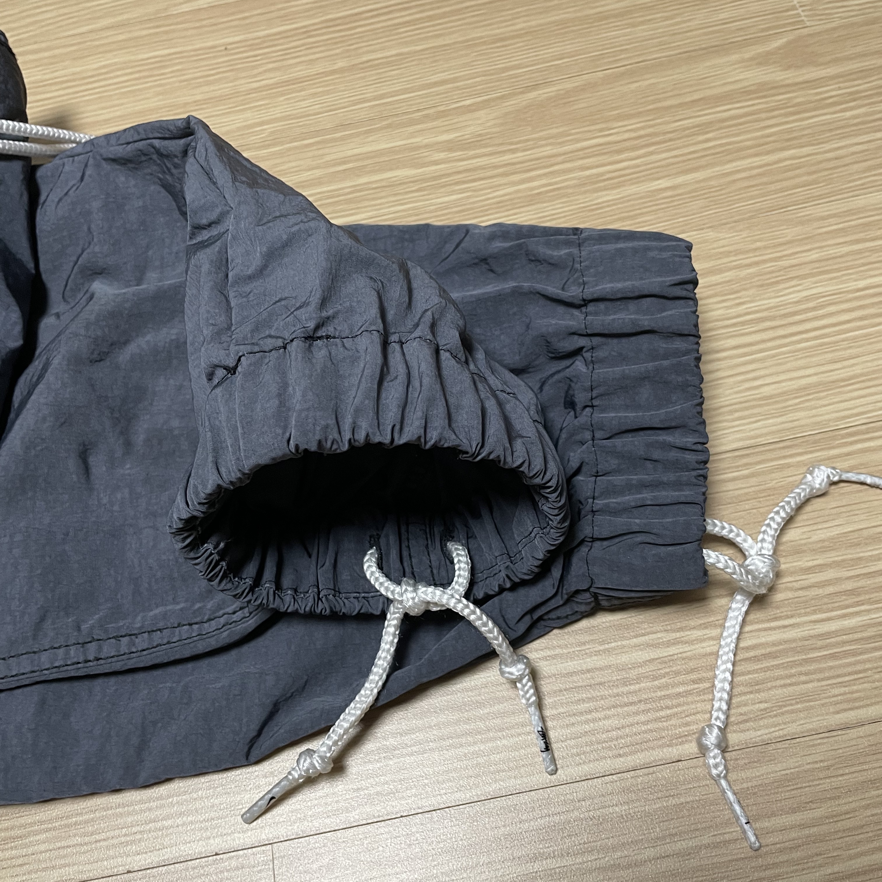 Nike x Fear of God Bomber Hooded Jacket Black, Nike x Stussy Beach Pants Off Noir 착용 스타일 - 3