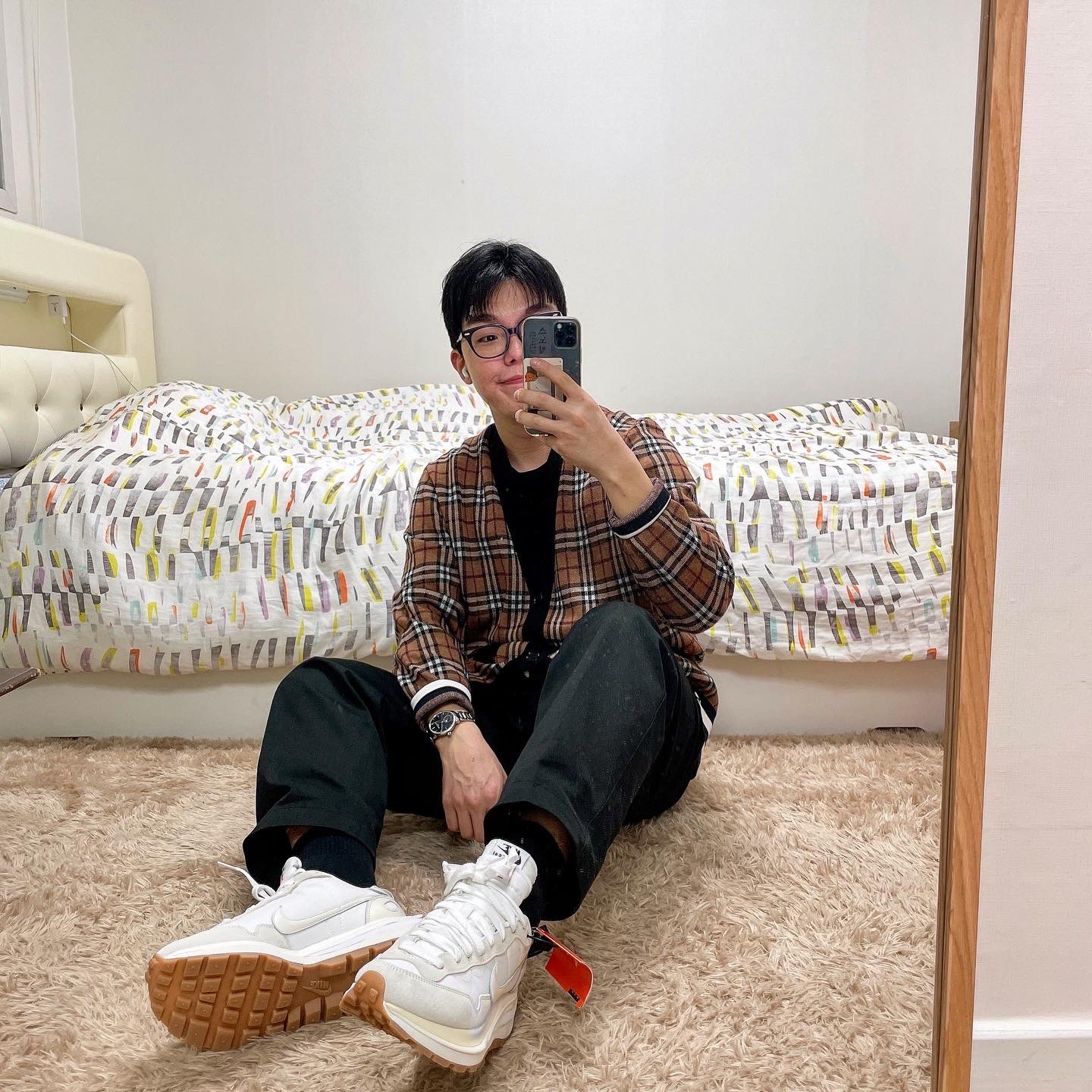 Nike x Sacai VaporWaffle White and Gum 착용 스타일