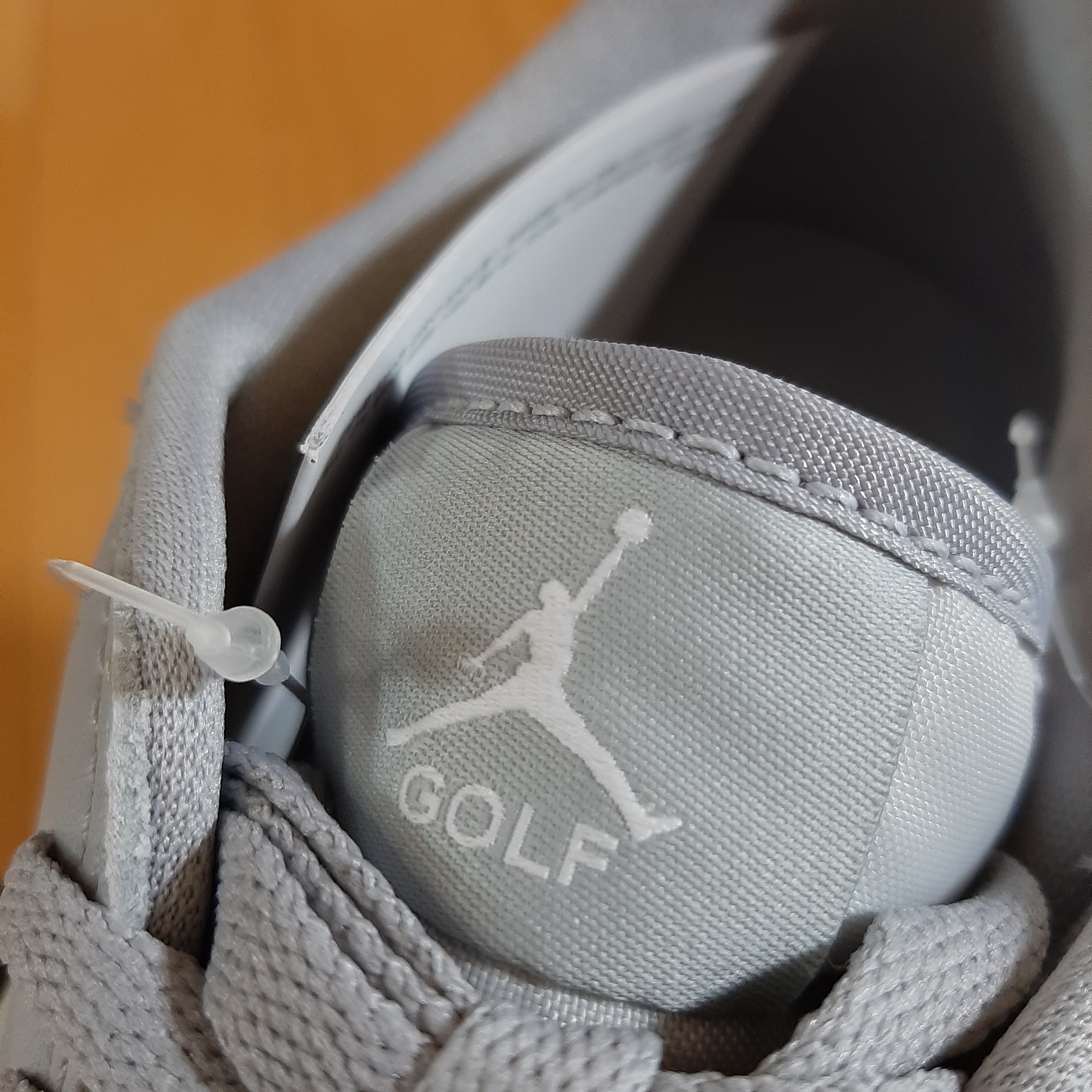 Jordan 1 Low Golf Wolf Grey 착용 스타일 - 3