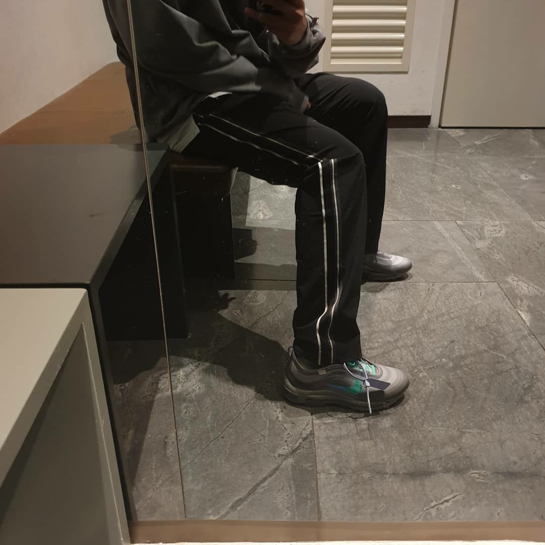 Nike x Off-White Air Max 97 Menta 착용 스타일