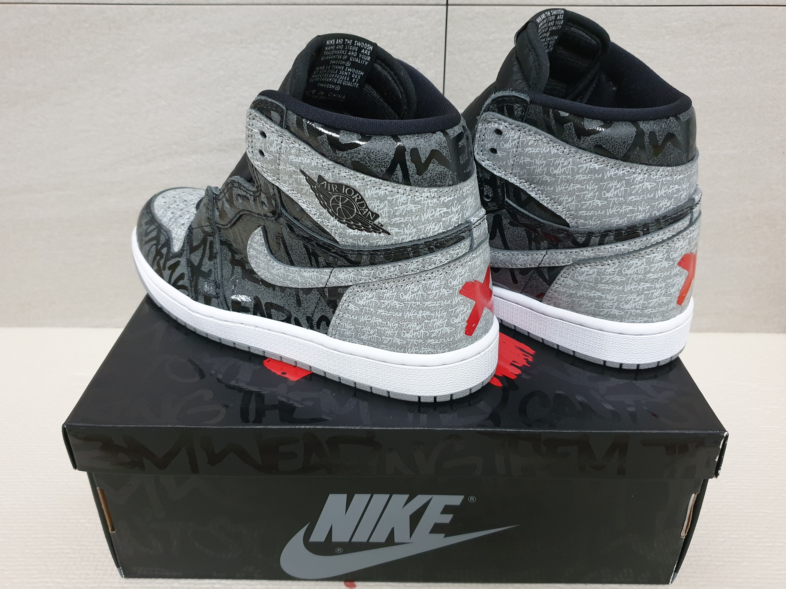 Jordan 1 Retro High OG Rebellionaire 착용 스타일 - 2