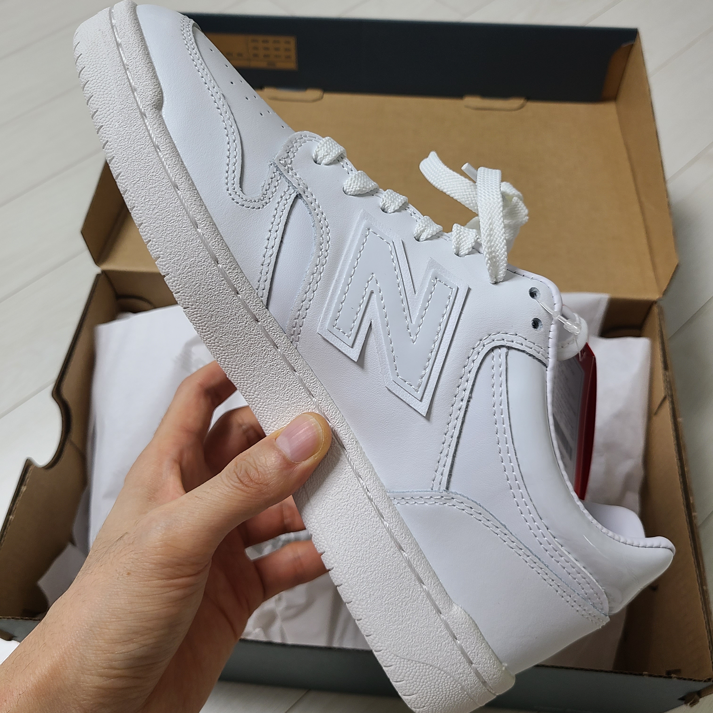 New Balance 480 White 착용 스타일 - 2