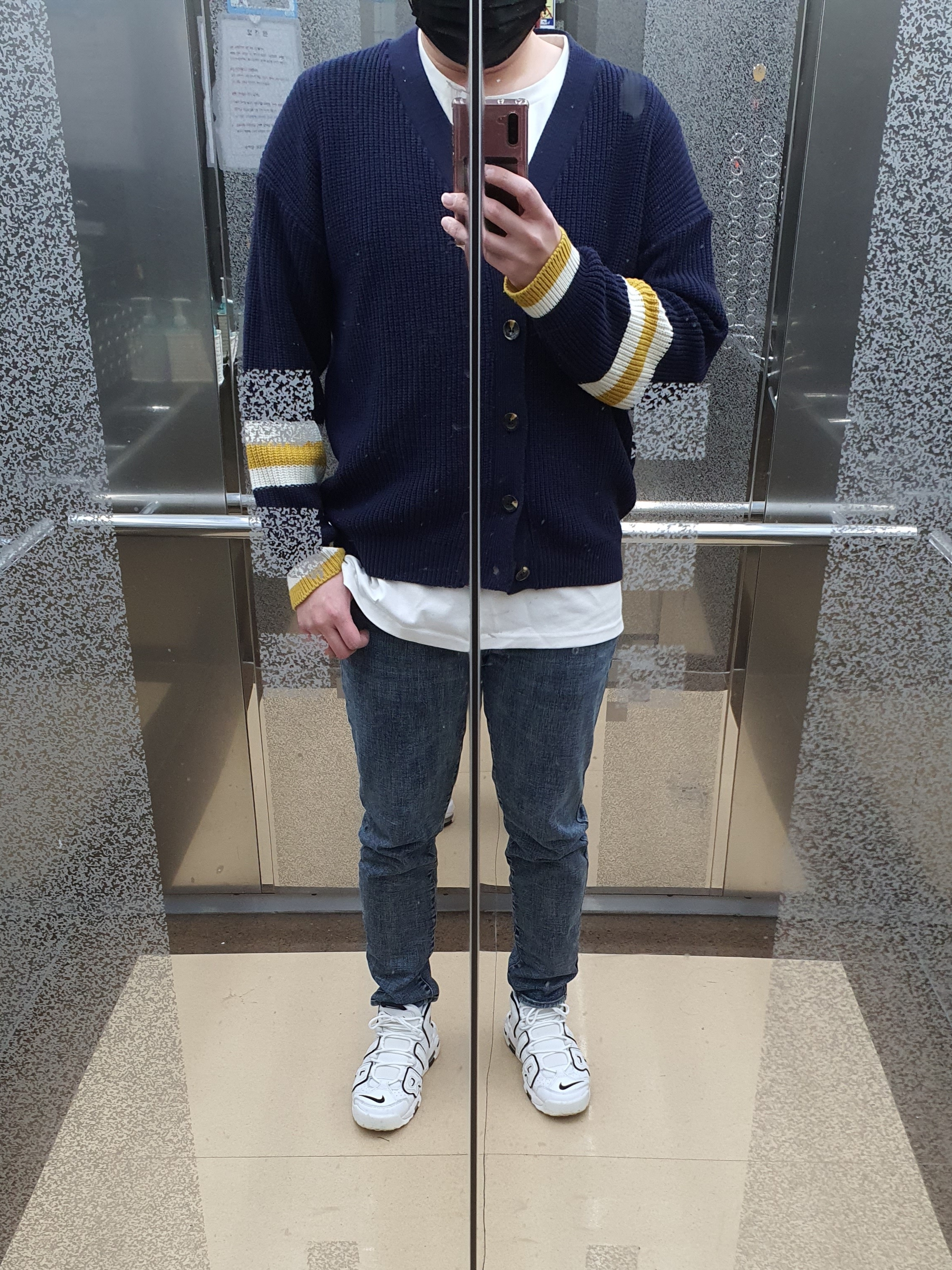 (W) Nike Air More Uptempo Summit White 착용 스타일 - 1