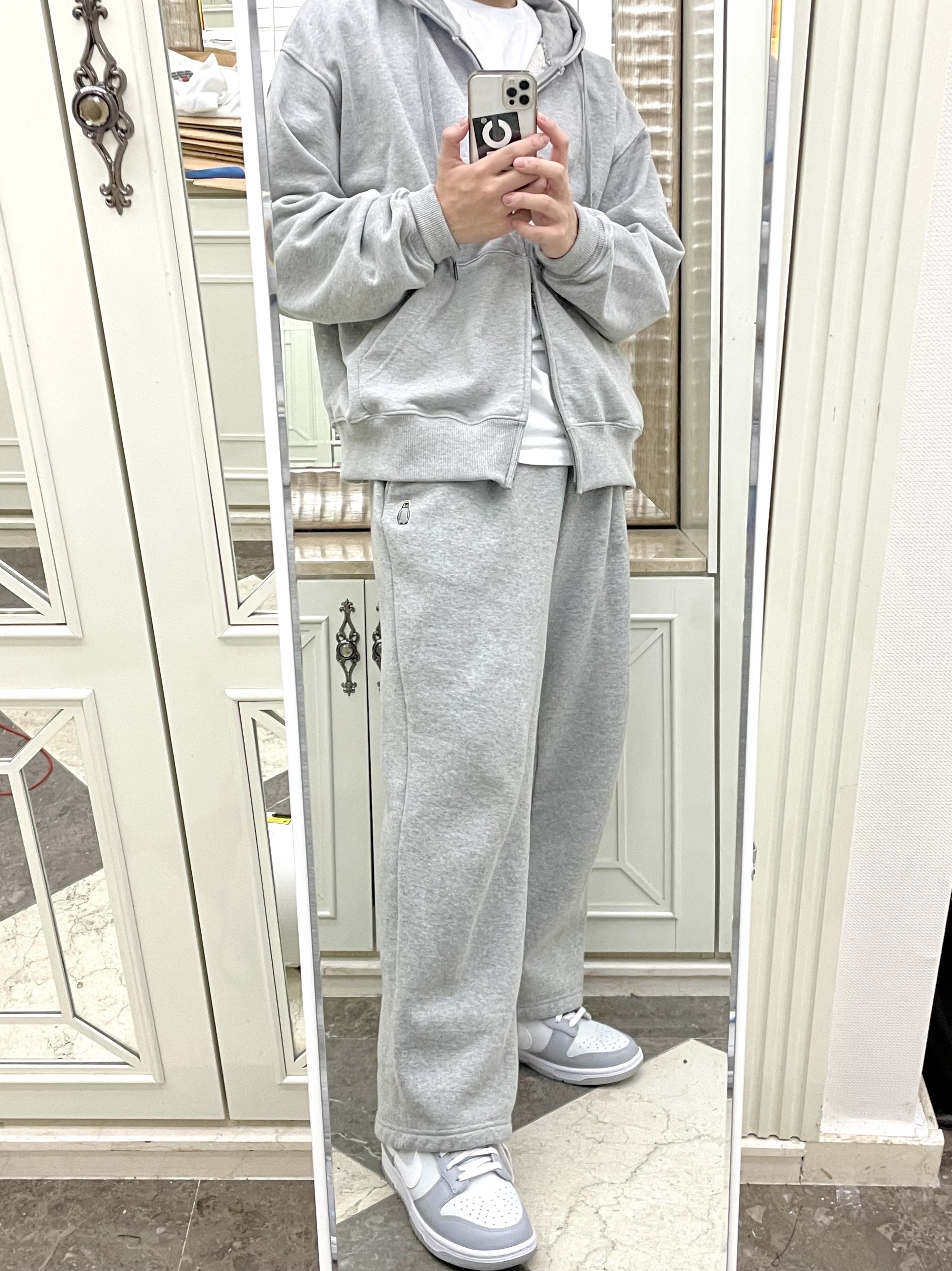Nike Dunk Low Retro Wolf Grey 착용 스타일