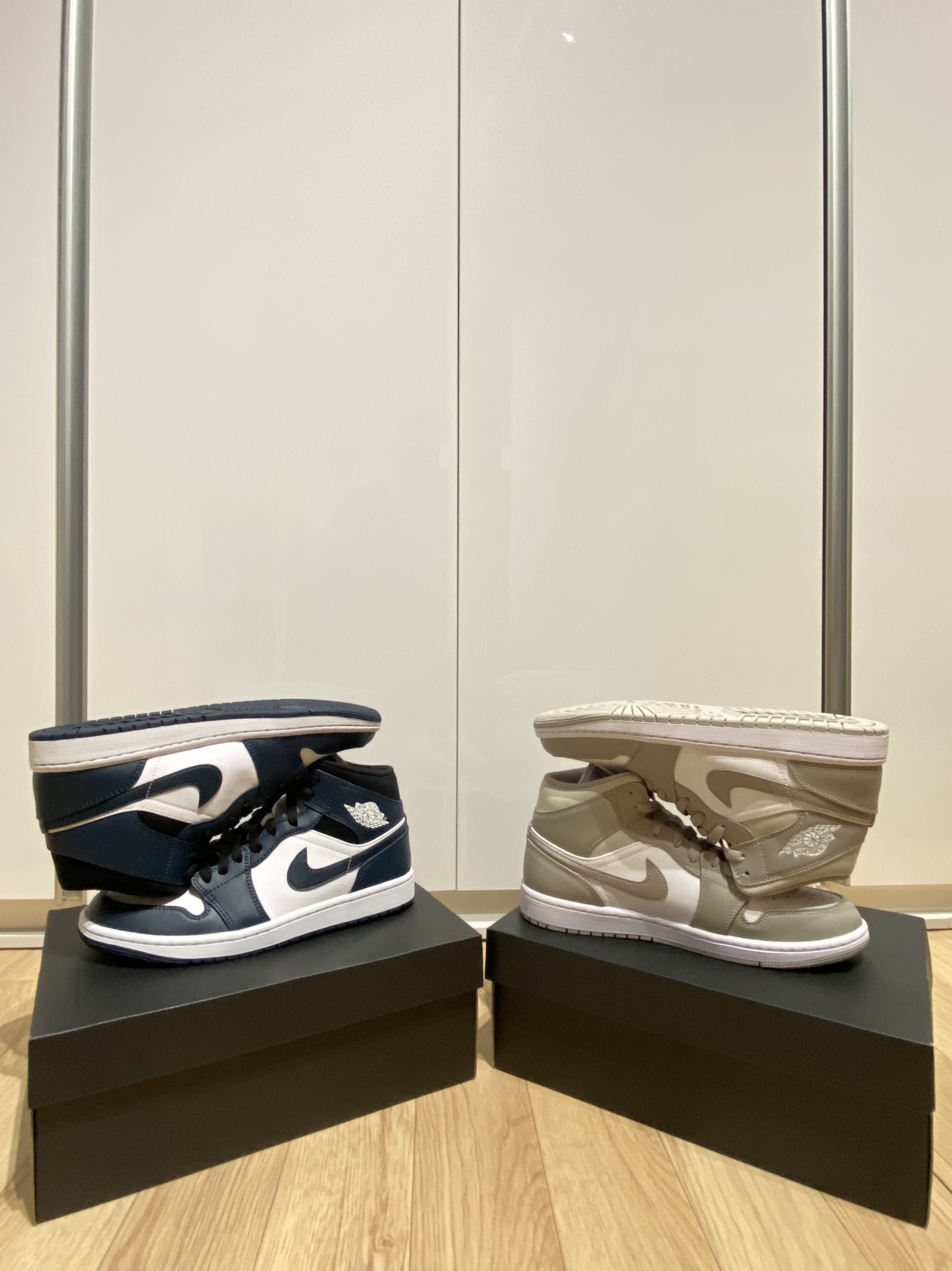 Jordan 1 Mid Dark Teal, Jordan 1 Mid College Grey 착용 스타일 - 2