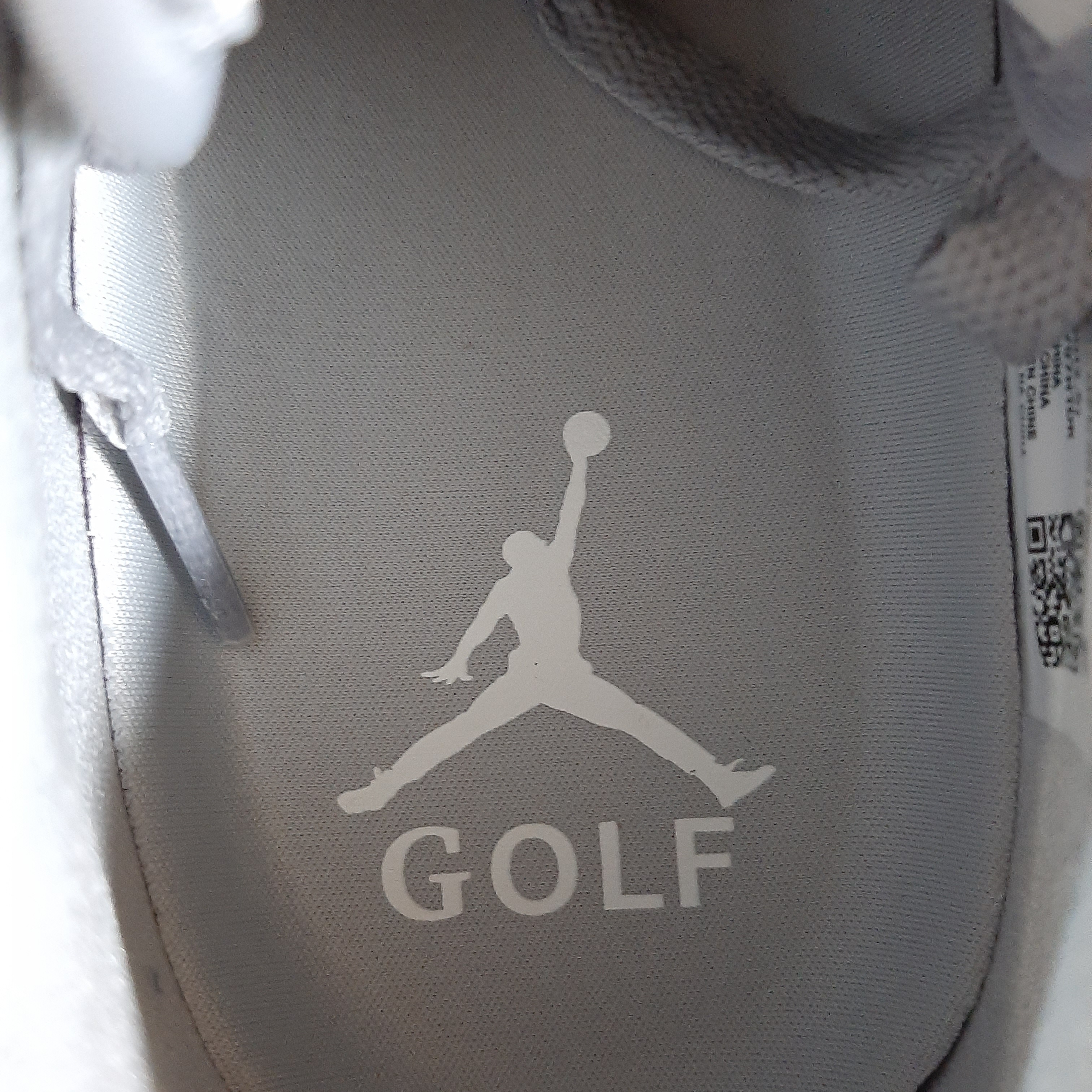 Jordan 1 Low Golf Wolf Grey 착용 스타일 - 4