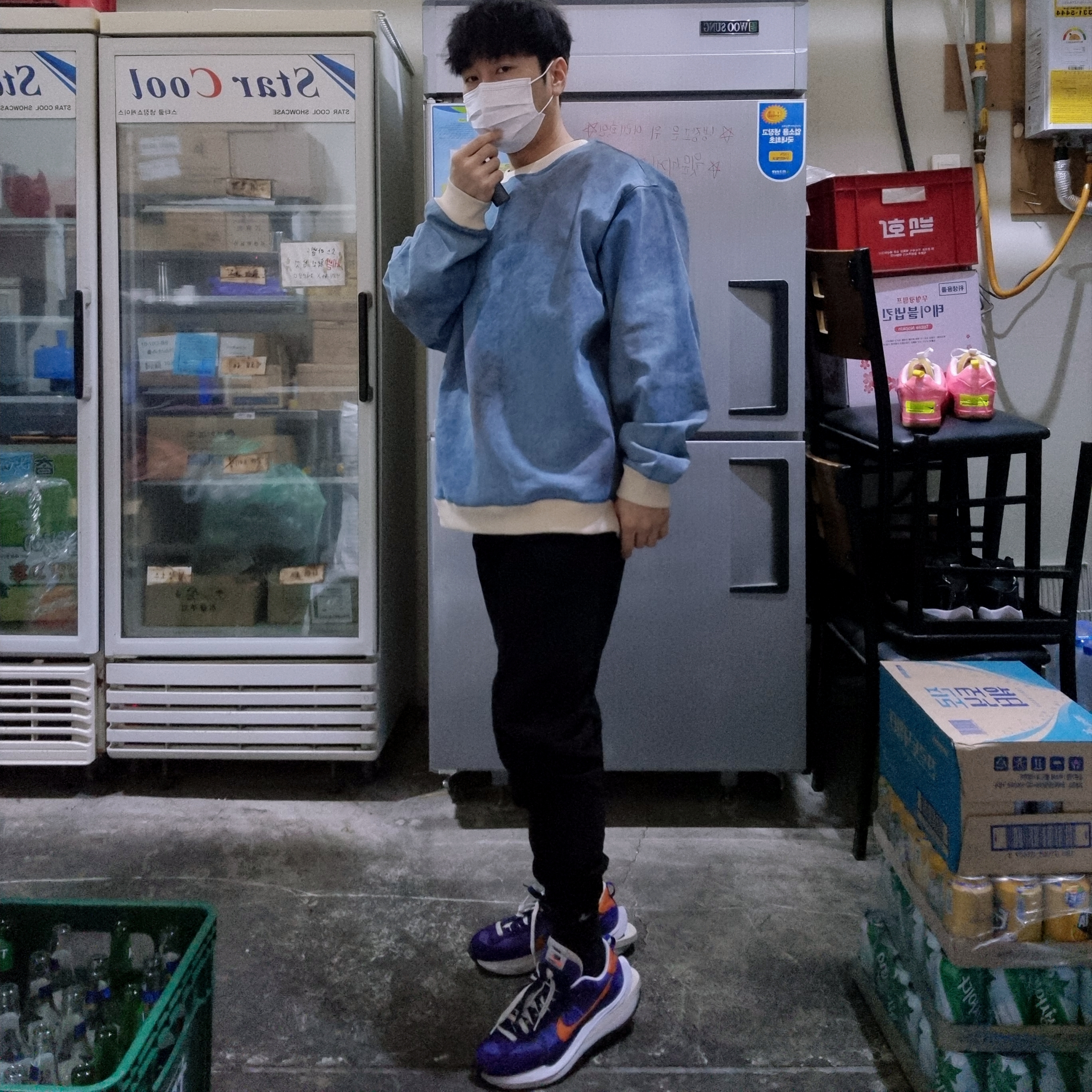 Nike x Sacai VaporWaffle Dark Iris 착용 스타일