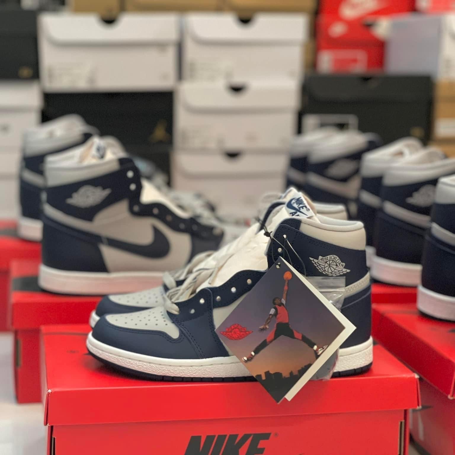 Jordan 1 High 85 College Navy 착용 스타일 - 2