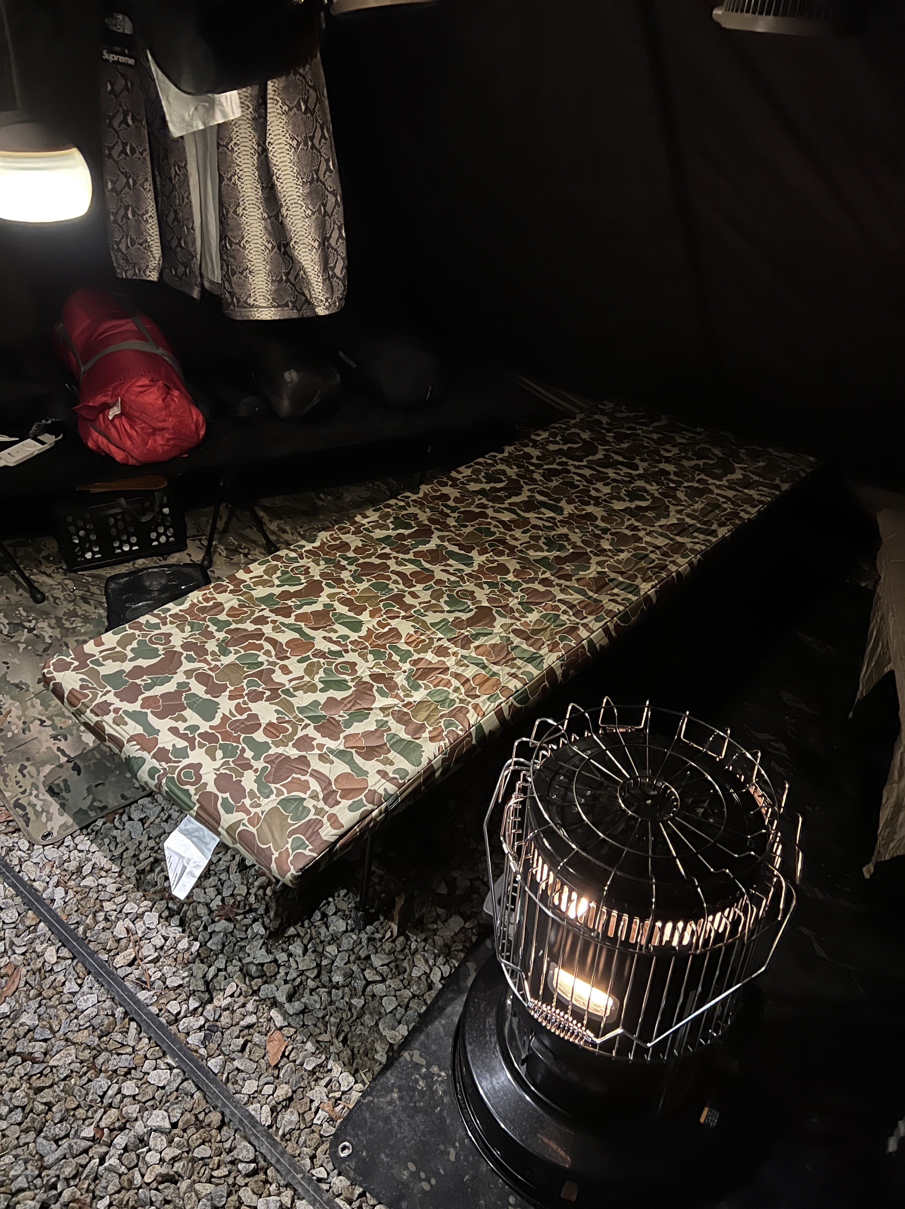 Helinox Tactical Chair Duck Camo, Helinox Tactical Chair Multicam 착용 스타일 - 4