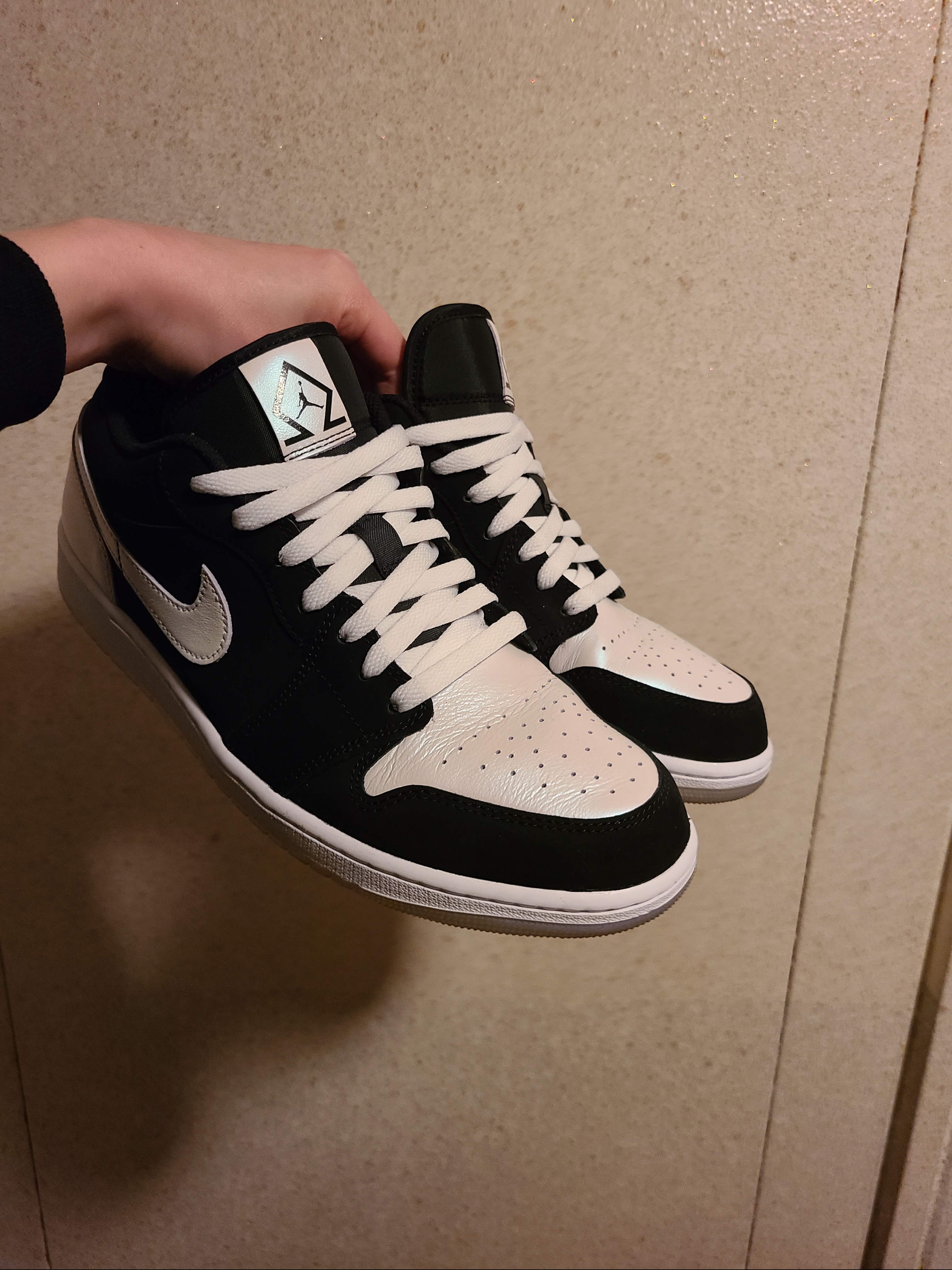 Jordan 1 Low SE Diamond 착용 스타일 - 1