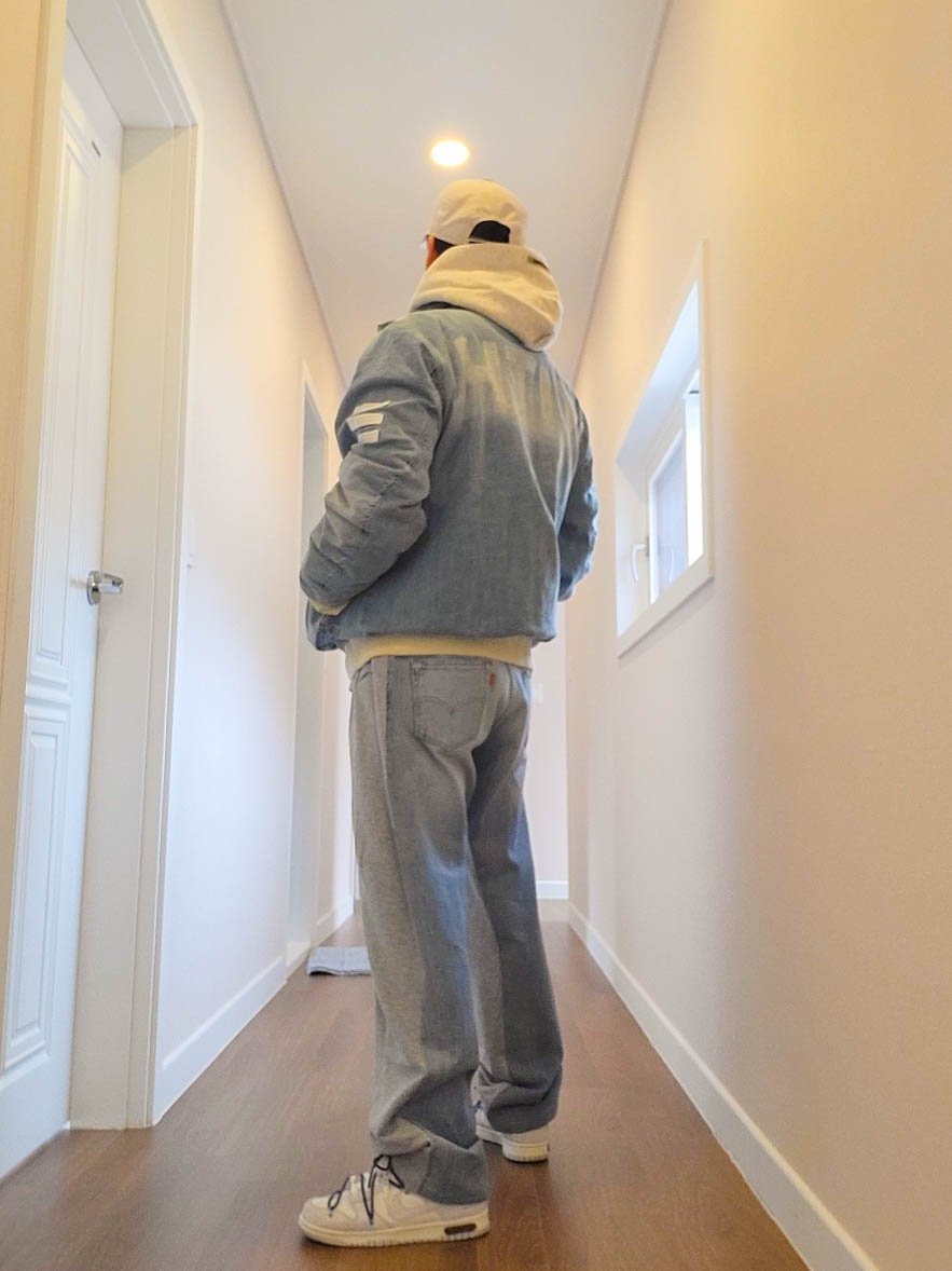 Essentials 3D Silicon Applique Pullover Hoodie Oatmeal/Oatmeal Heather/Light Heather Oatmeal 2020, Nike x Off-White Dunk Low The 50 - Lot 18 착용 스타일 - 2