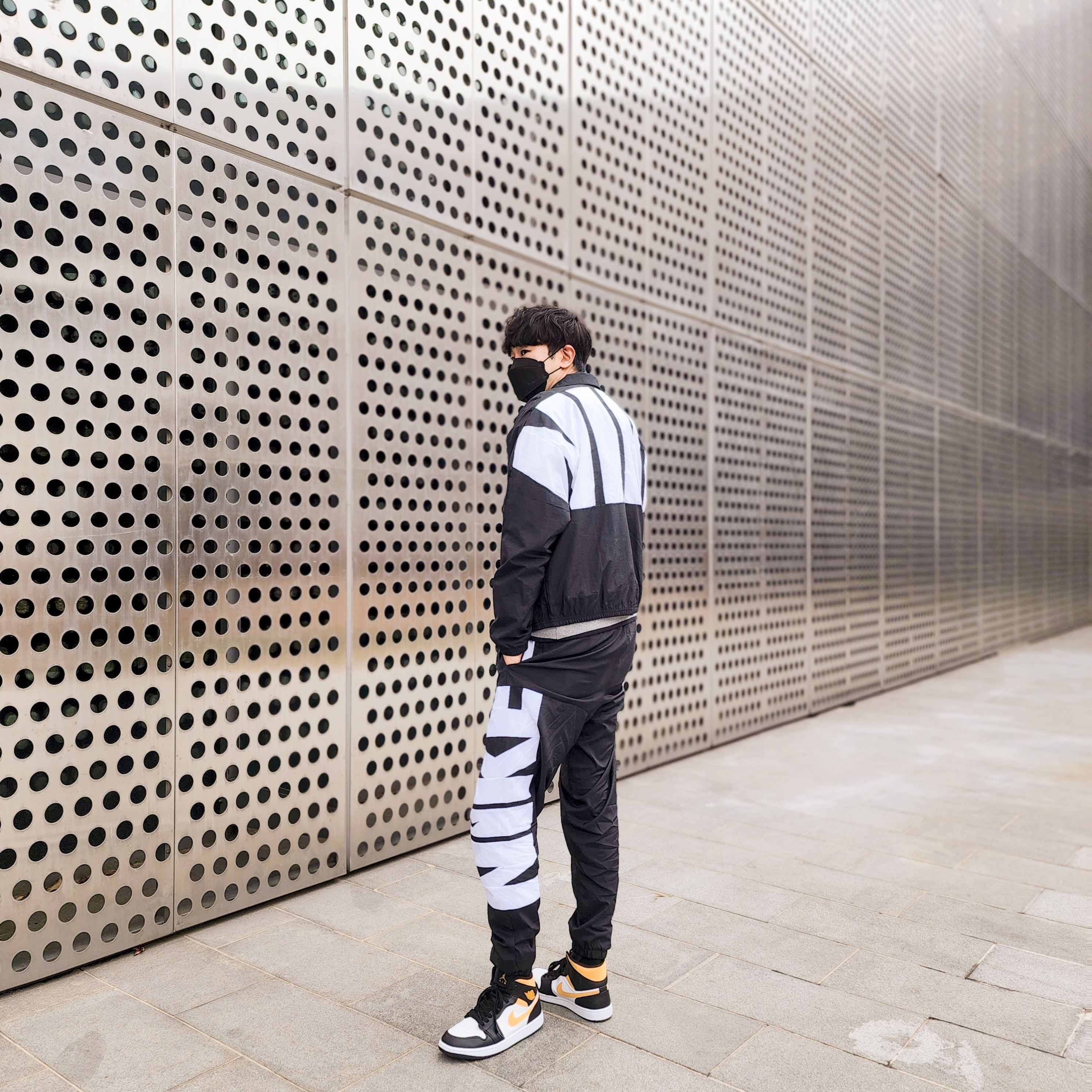 Nike Starting Five Jacket Black - Asia, Nike SB Fisherman Beanie Dark Grey Heather 착용 스타일 - 3
