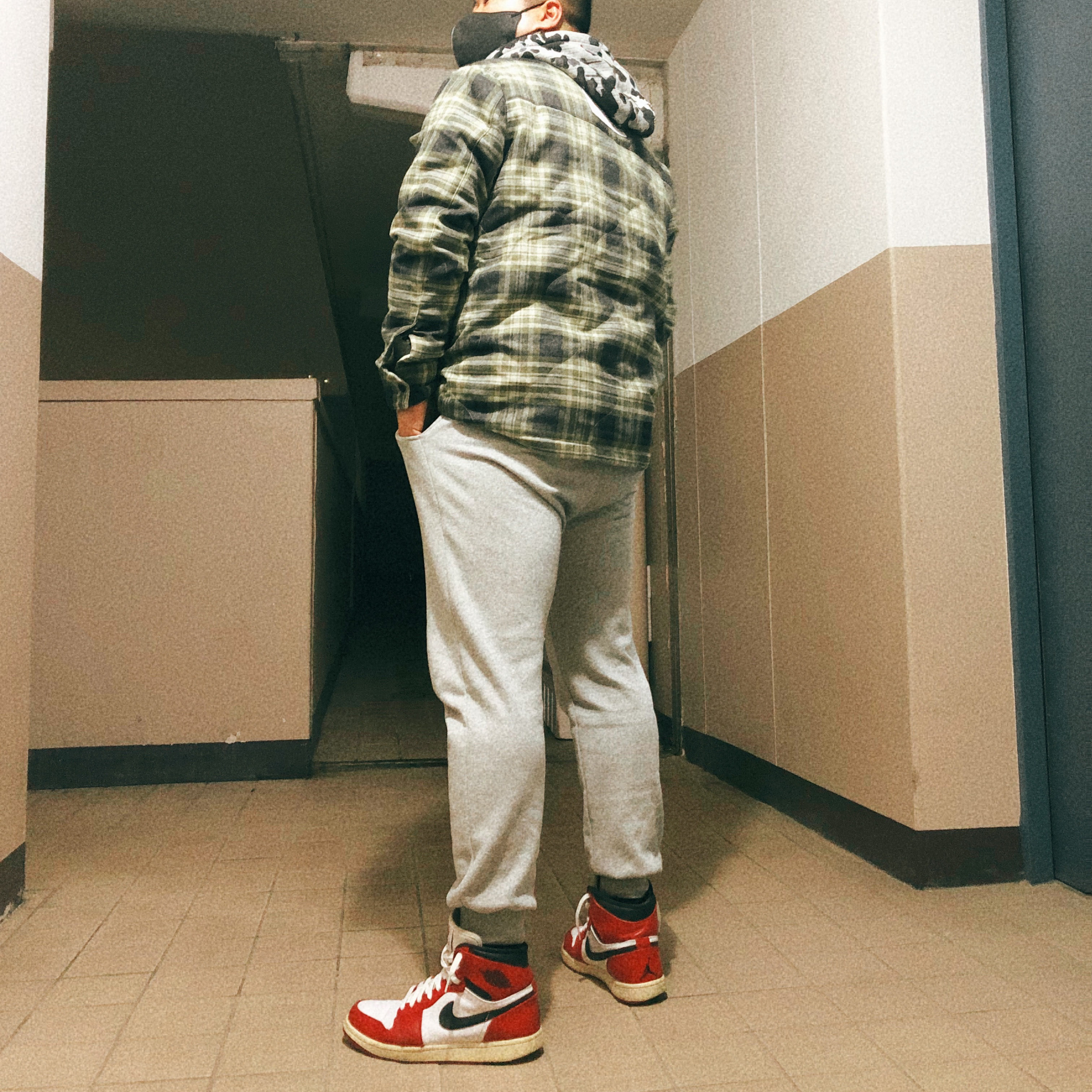 Jordan 1 Retro Chicago 2013, Jordan Why Not Shirt Jacket Stone - Asia 착용 스타일