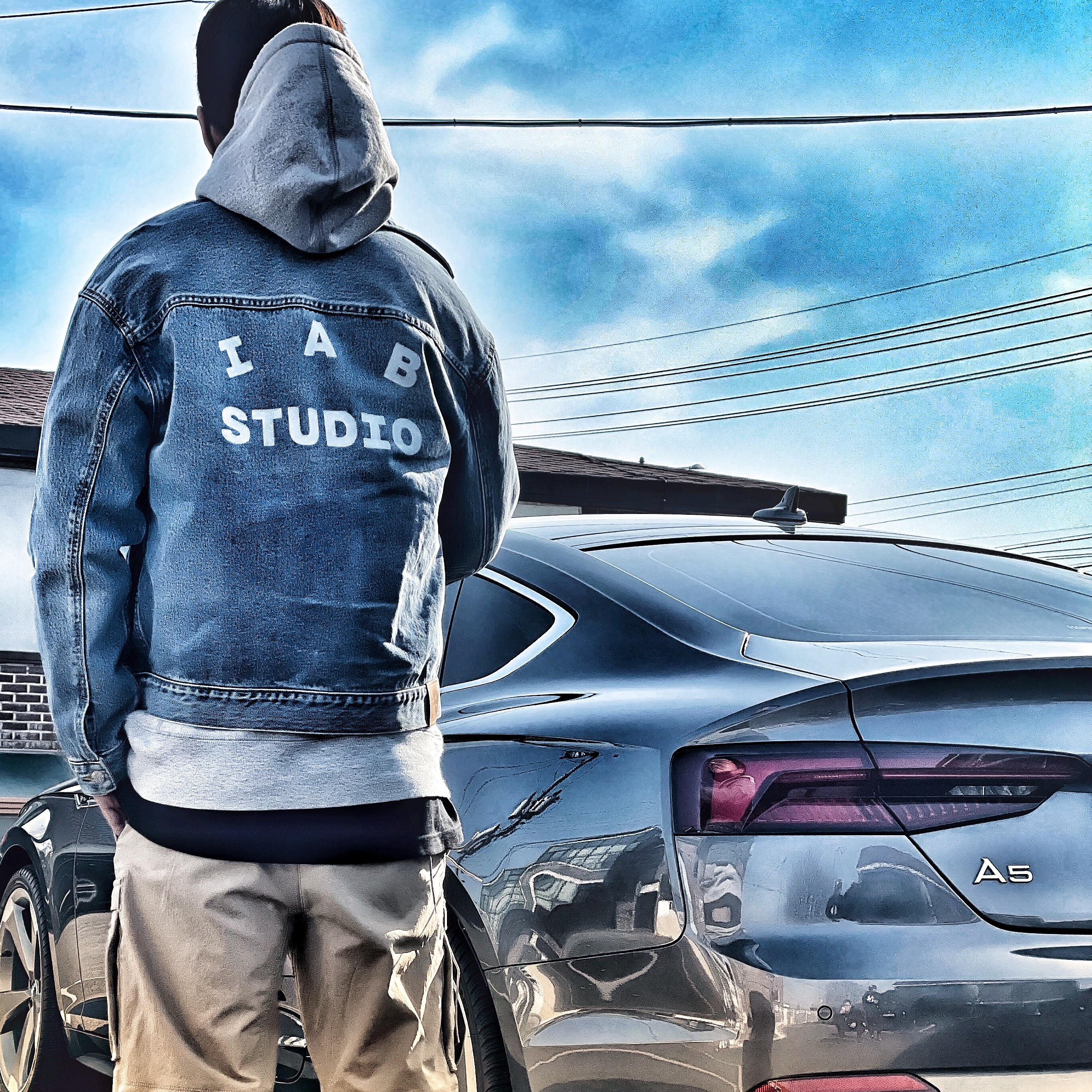 IAB Studio x Lee Denim Jacket Indigo Indigo Medium, Supreme Cross Box Logo Hooded Sweatshirt Heather Grey - 20FW 착용 스타일
