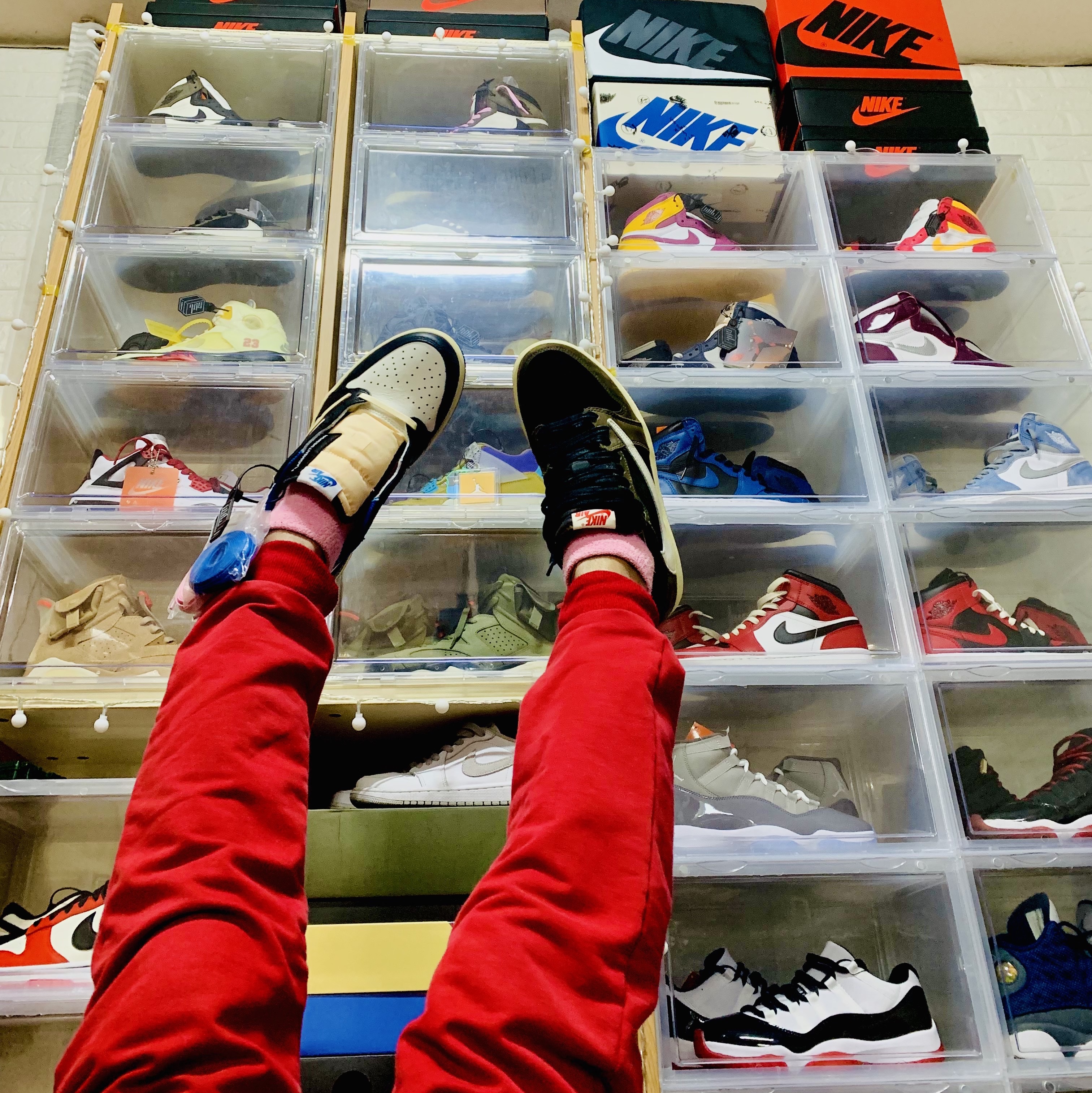 Jordan 1 x Travis Scott x Fragment Retro Low OG SP Military Blue, Jordan 1 x Travis Scott Retro Low OG SP Mocha 착용 스타일 - 2