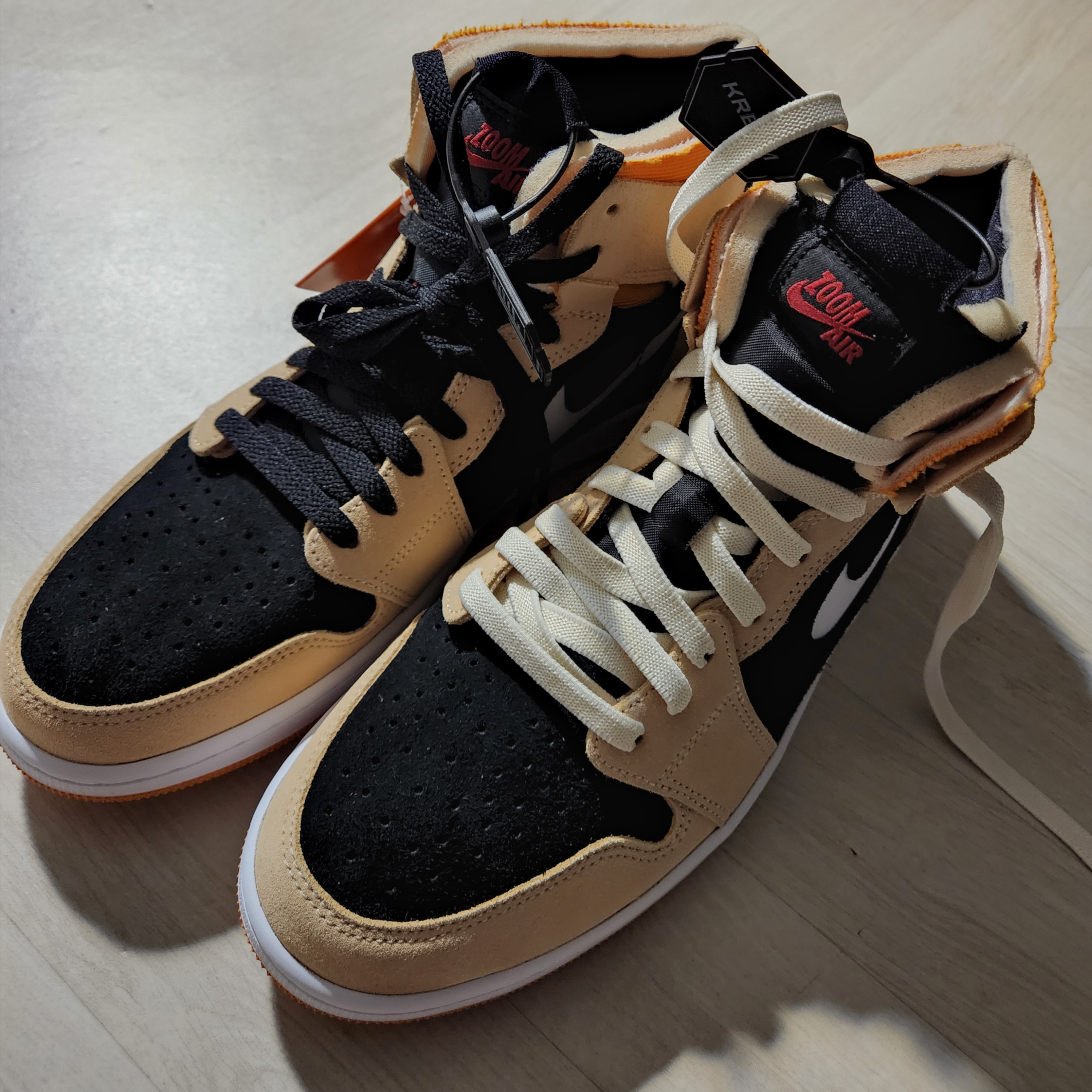Jordan 1 Zoom Air CMFT Pumpkin Spice 착용 스타일 - 1
