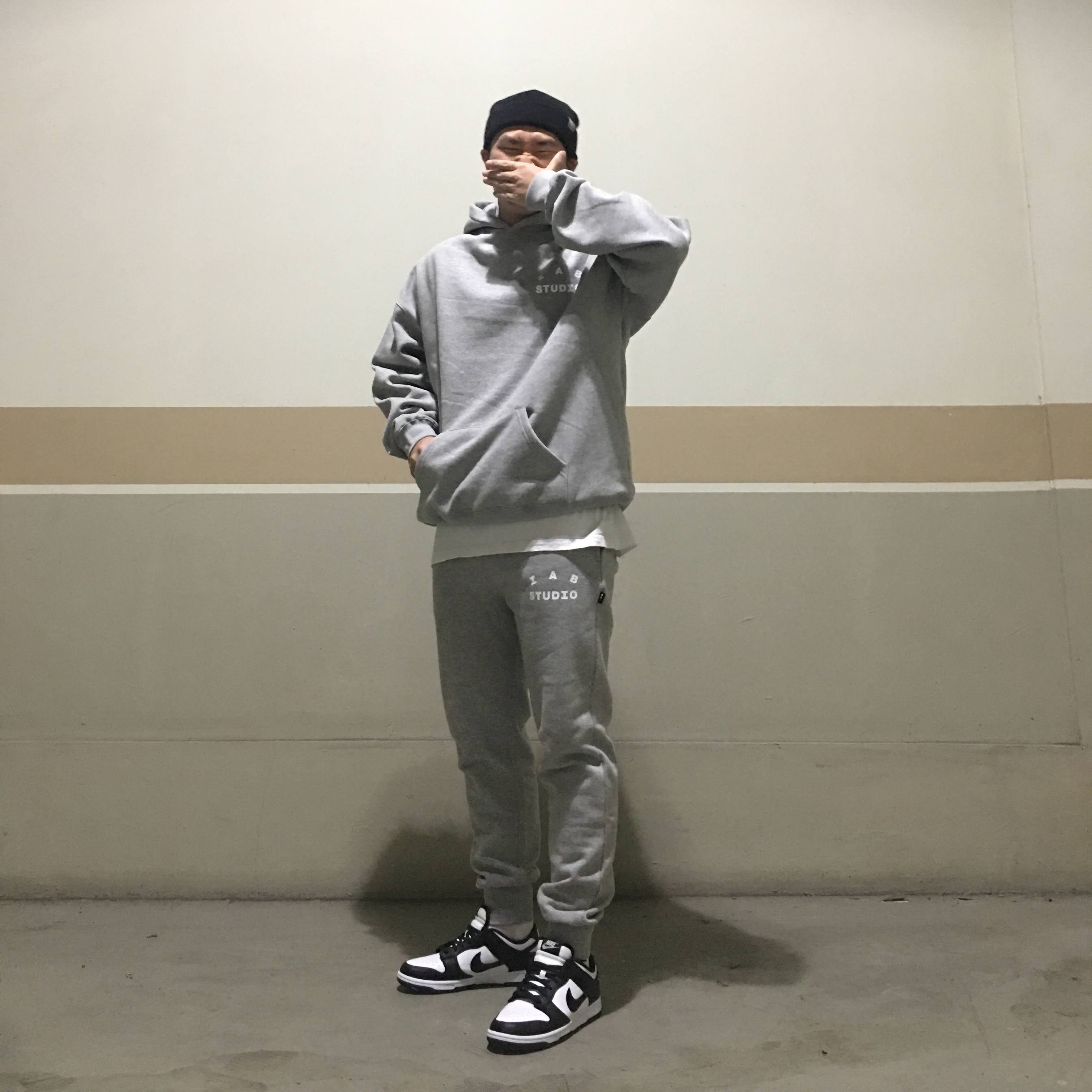 IAB Studio Hoodie Gray - 21SS, IAB Studio Sweatpants Gray - 21SS 착용 스타일