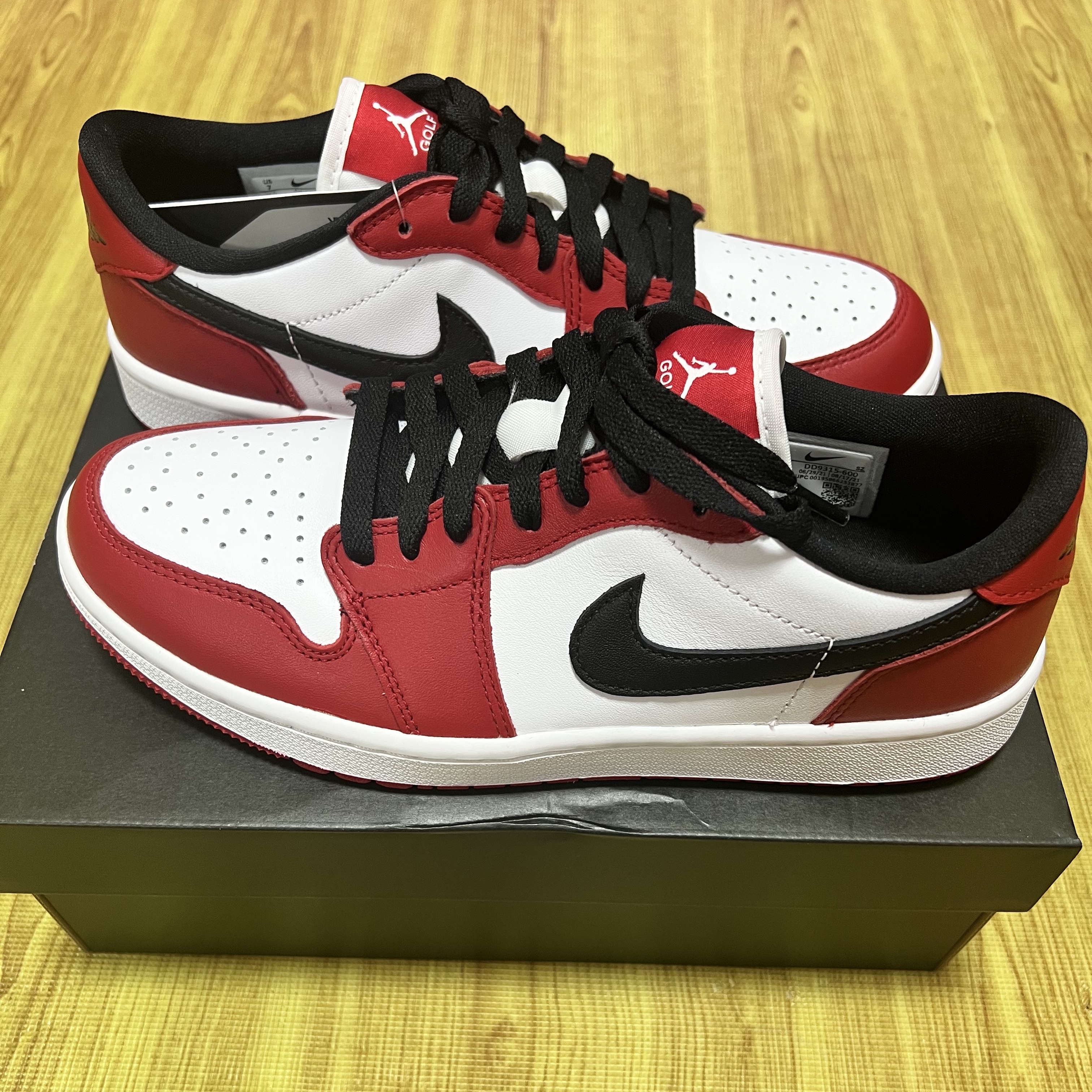 Jordan 1 Low Golf Chicago 착용 스타일