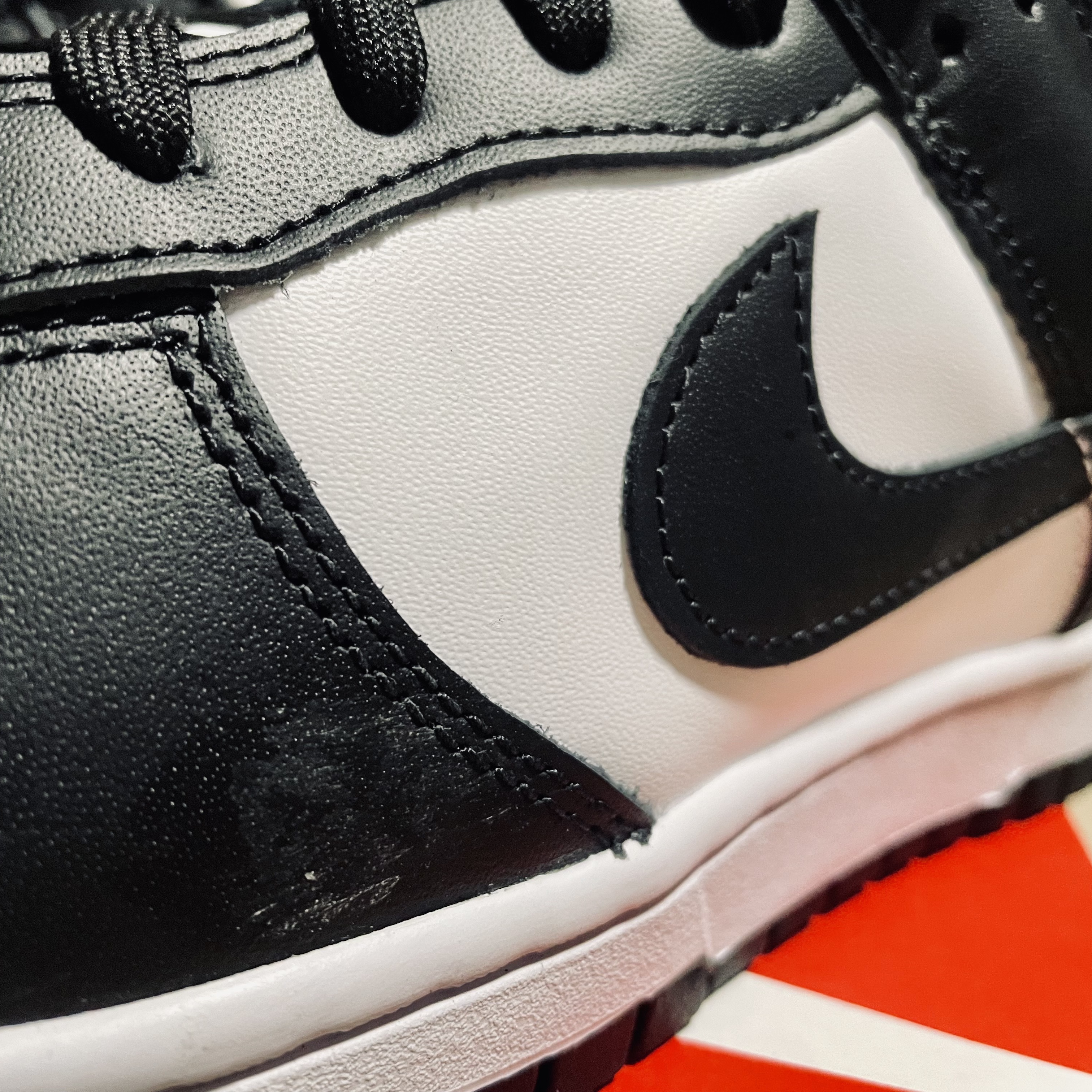 Nike Dunk Low Retro Black 착용 스타일 - 3