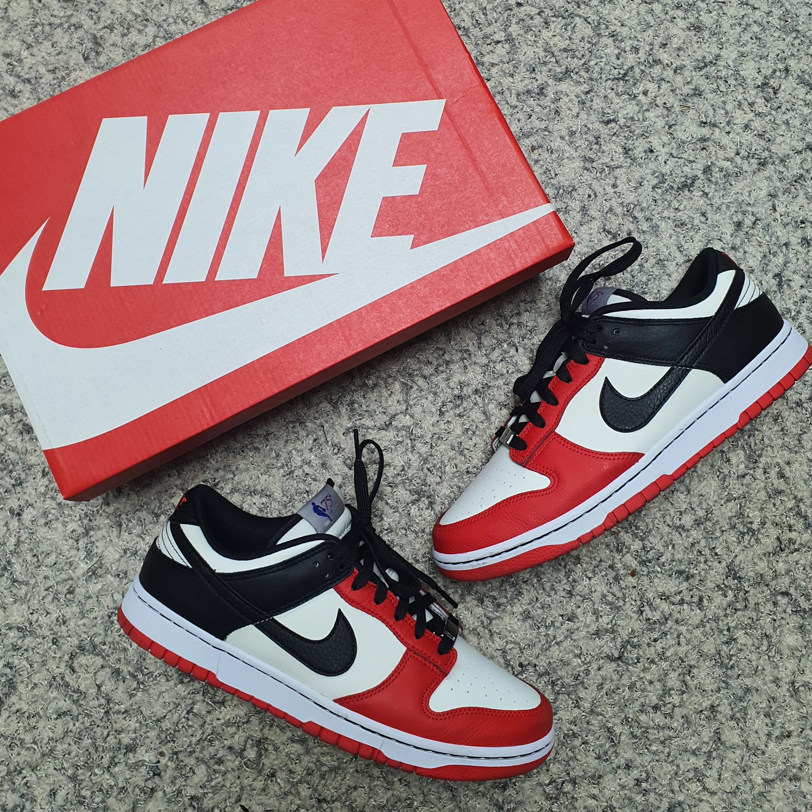Nike x NBA Dunk Low Retro EMB Black and Chile Red 착용 스타일
