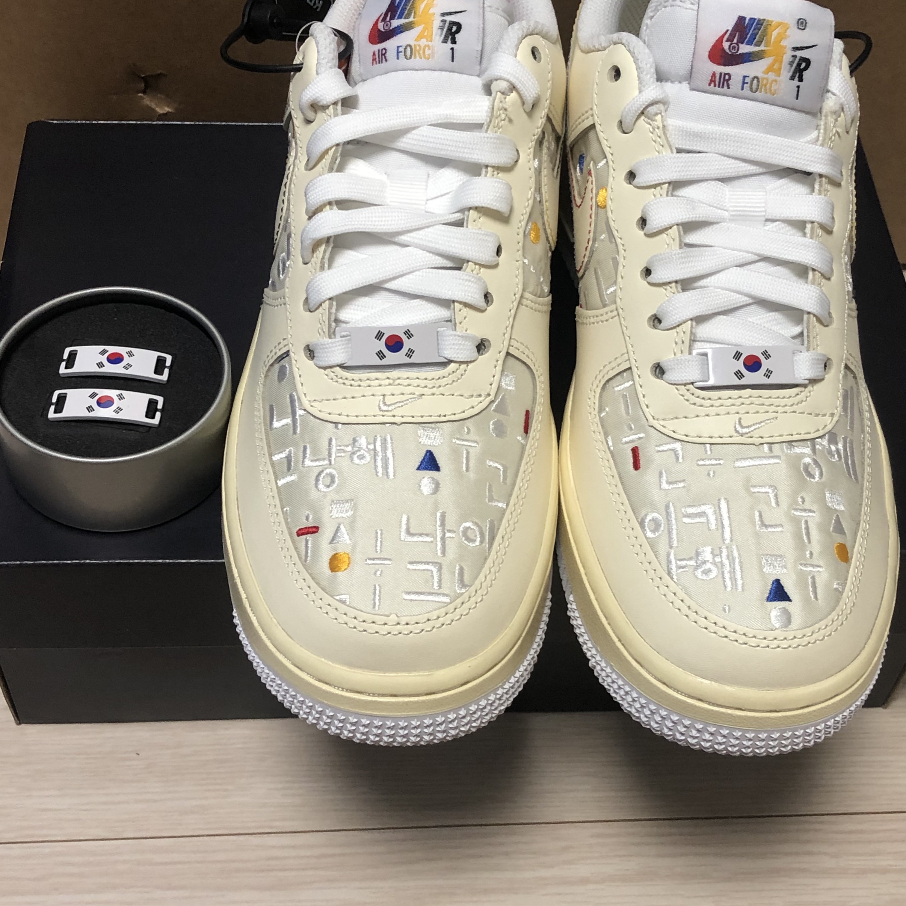 (W) Nike Air Force 1 '07 LV8 Hangul Day 착용 스타일 - 1