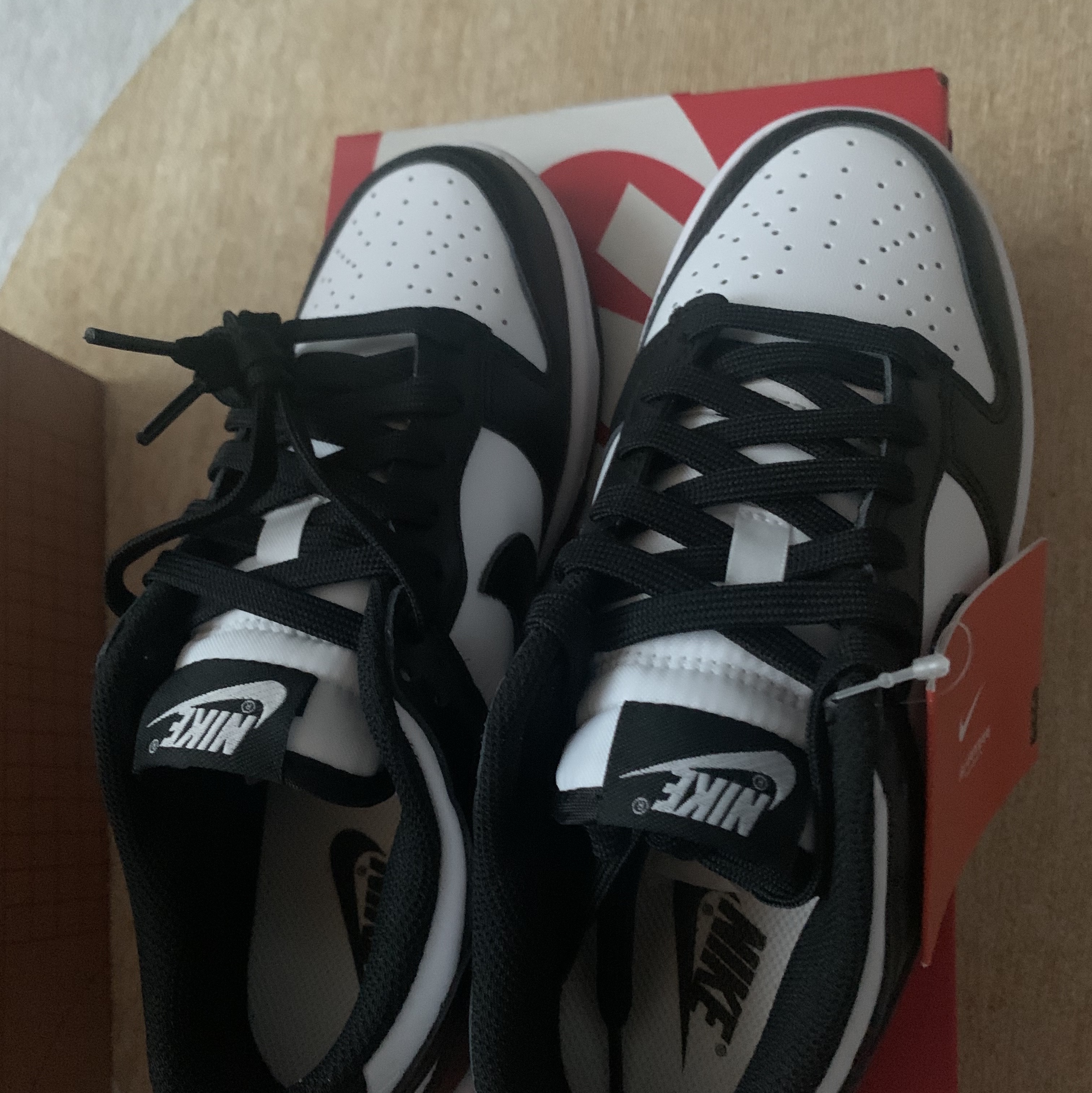 (W) Nike Dunk Low Black 착용 스타일 - 4