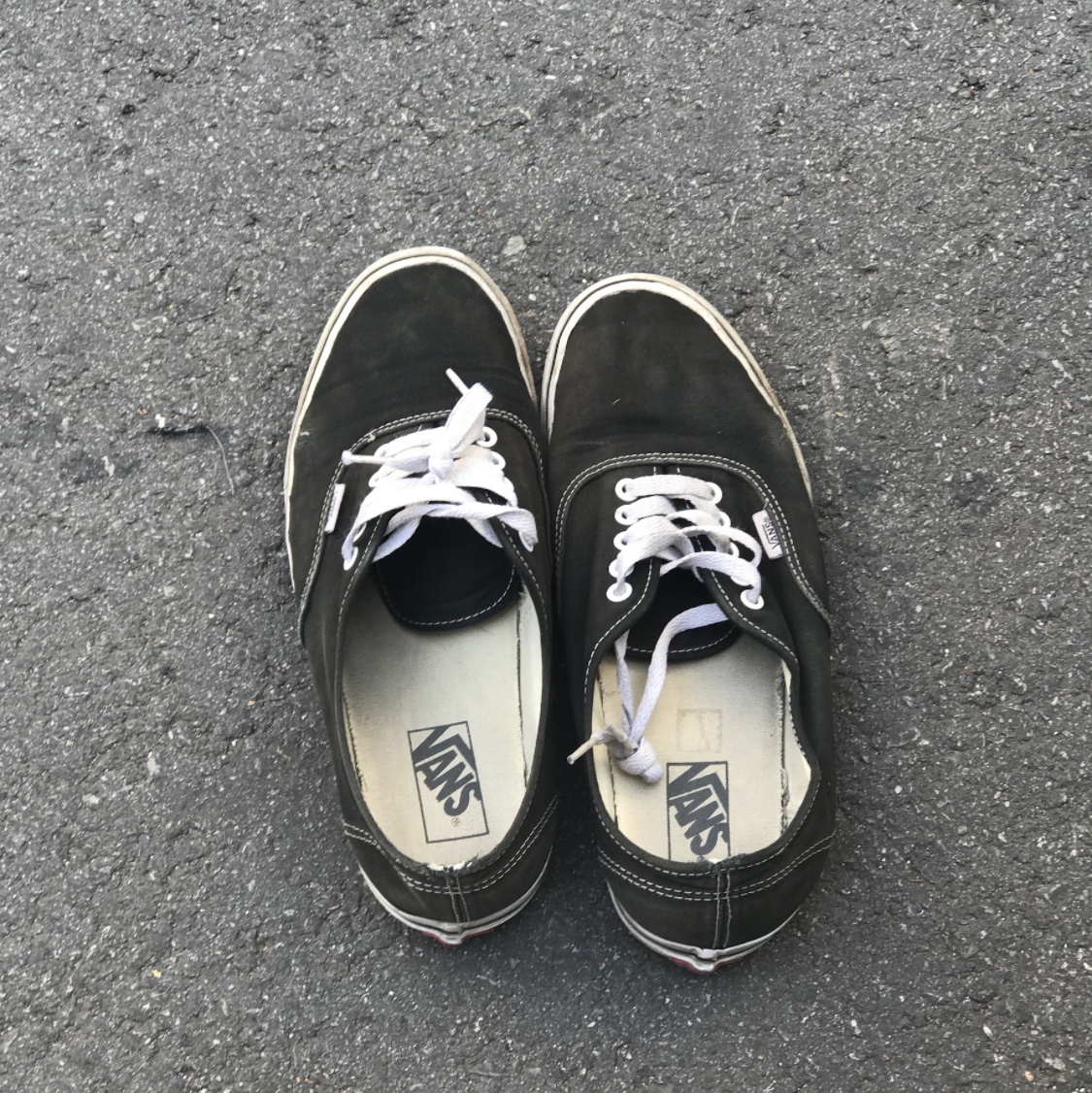 Vans Authentic 44 DX Anaheim Factory Black Vans Lace 착용 스타일