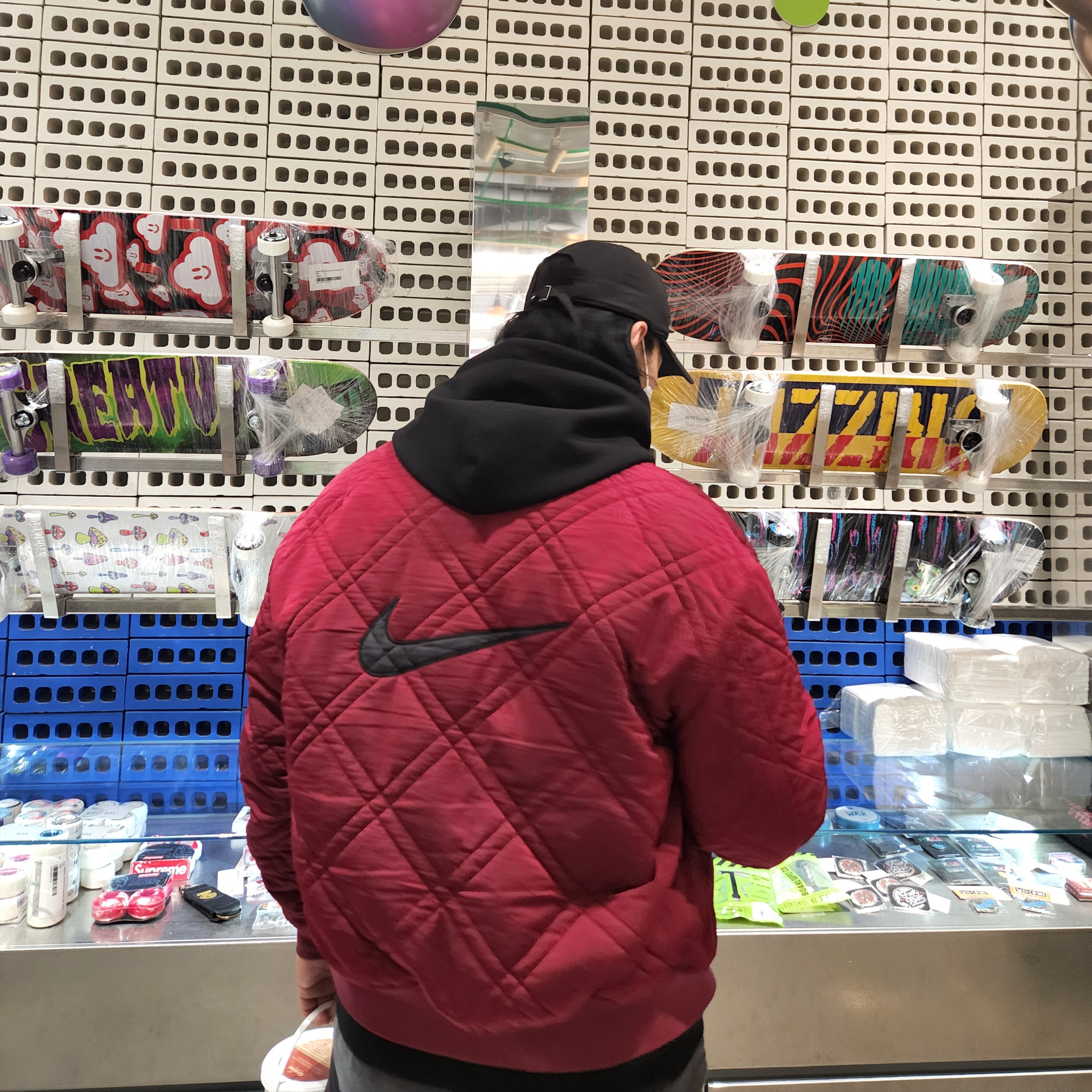 Nike Classic Sports Reversible Jacket Black 착용 스타일 - 1