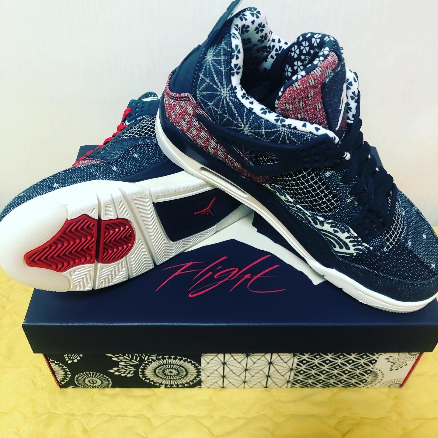Jordan 4 Retro SE Deep Ocean 착용 스타일 - 3