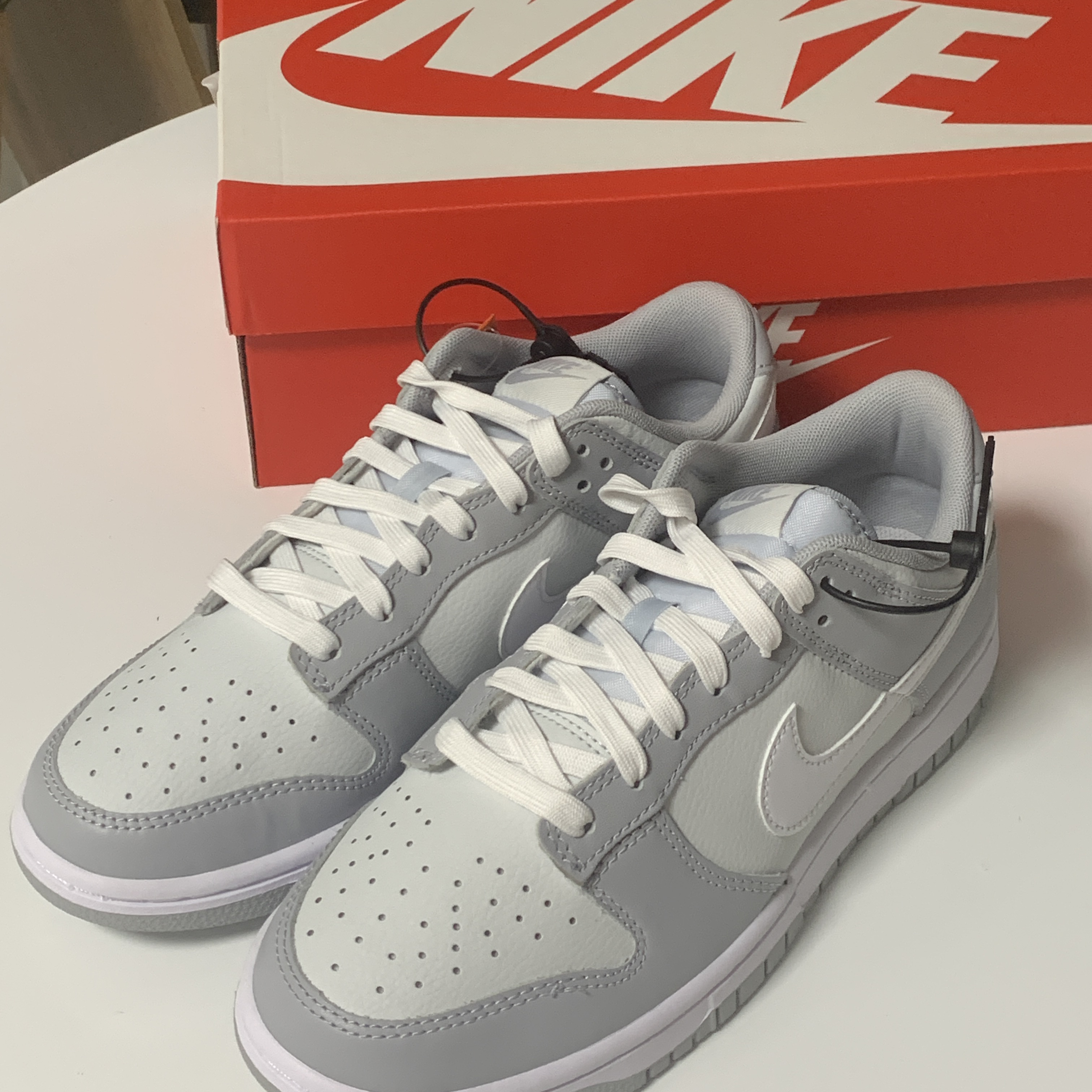 Nike Dunk Low Retro Wolf Grey 착용 스타일
