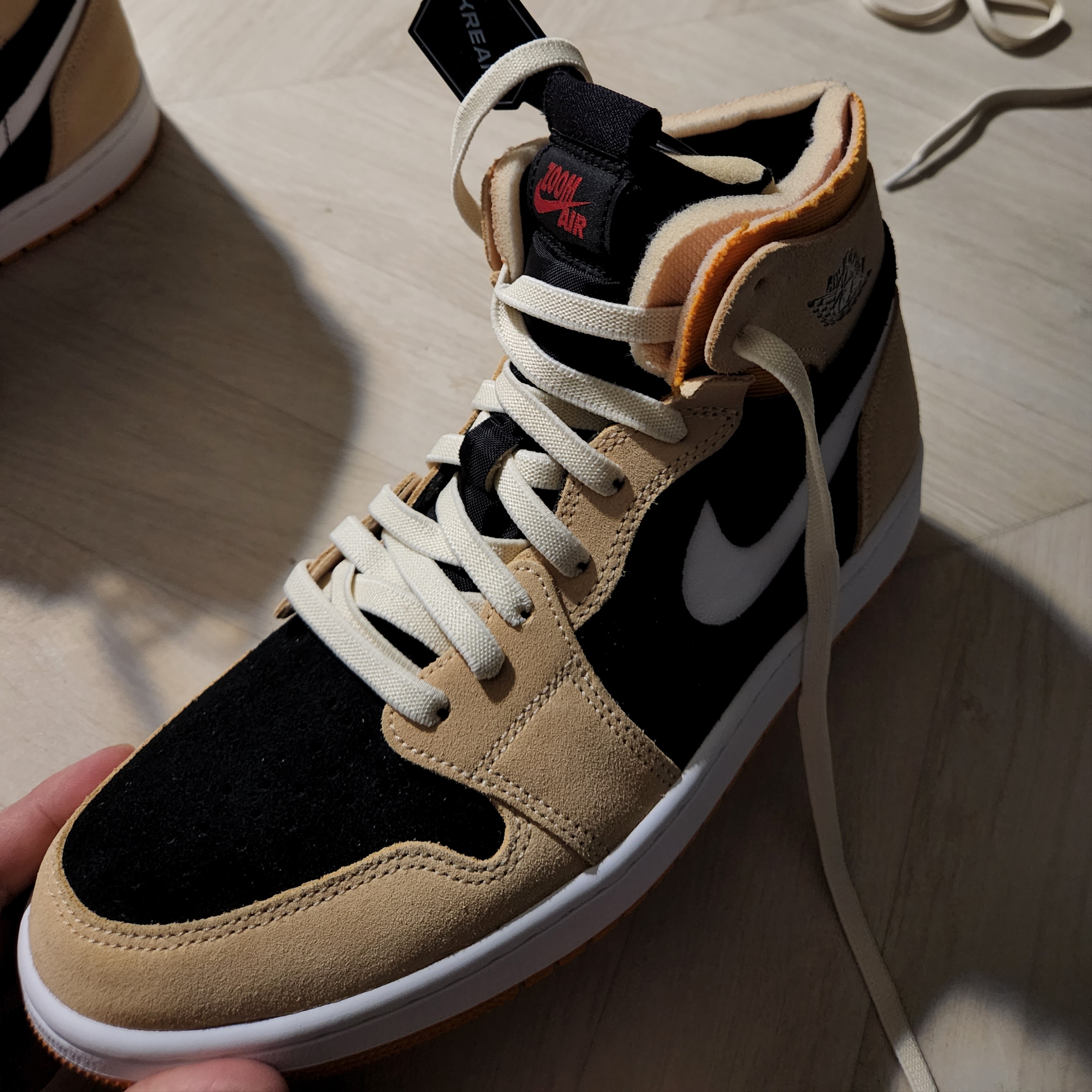Jordan 1 Zoom Air CMFT Pumpkin Spice 착용 스타일 - 3