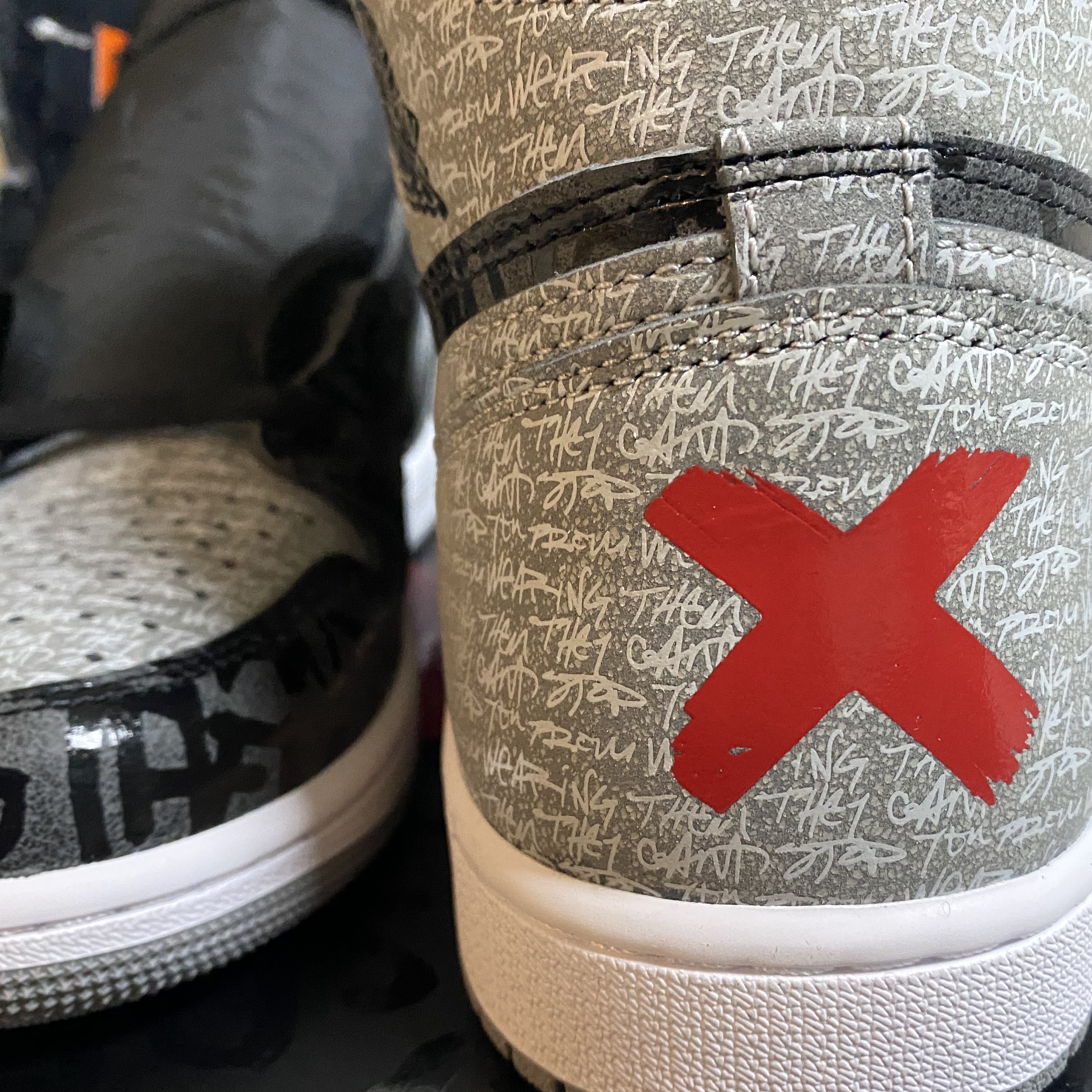Jordan 1 Retro High OG Rebellionaire 착용 스타일 - 2