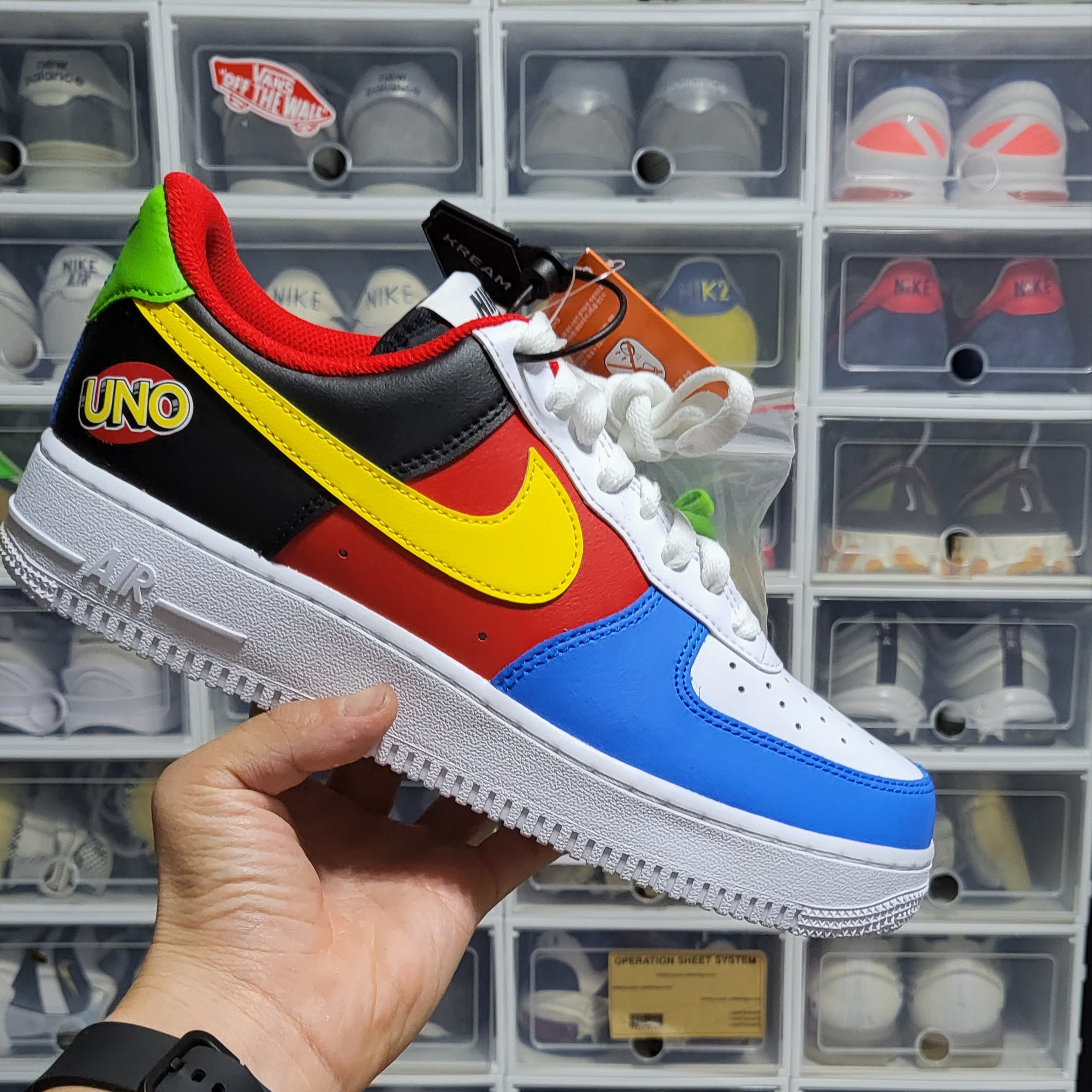 Nike x UNO Air Force 1 '07 QS White Yellow Zest 착용 스타일
