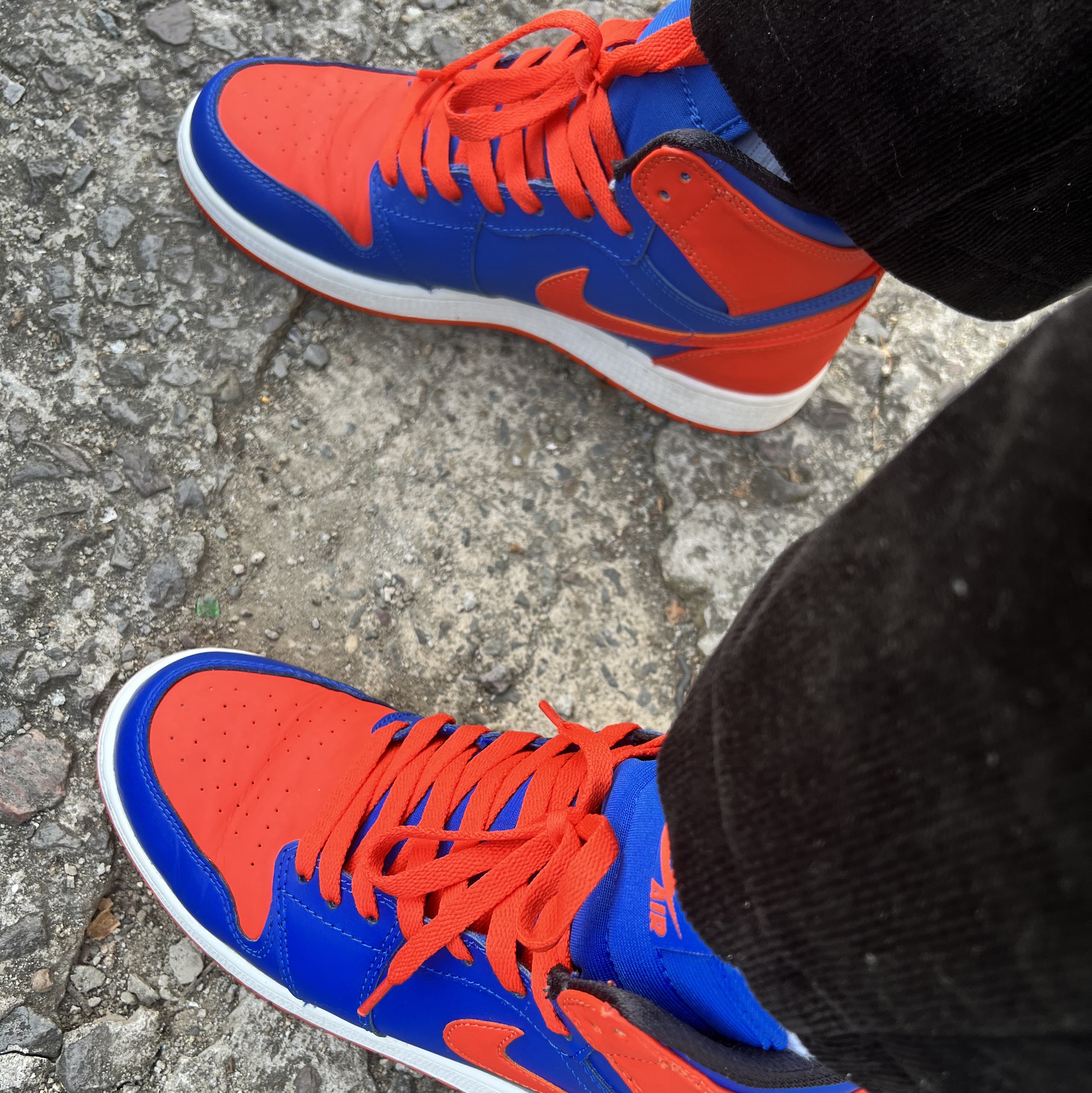 Jordan 1 Retro High OG Knicks 착용 스타일 - 3