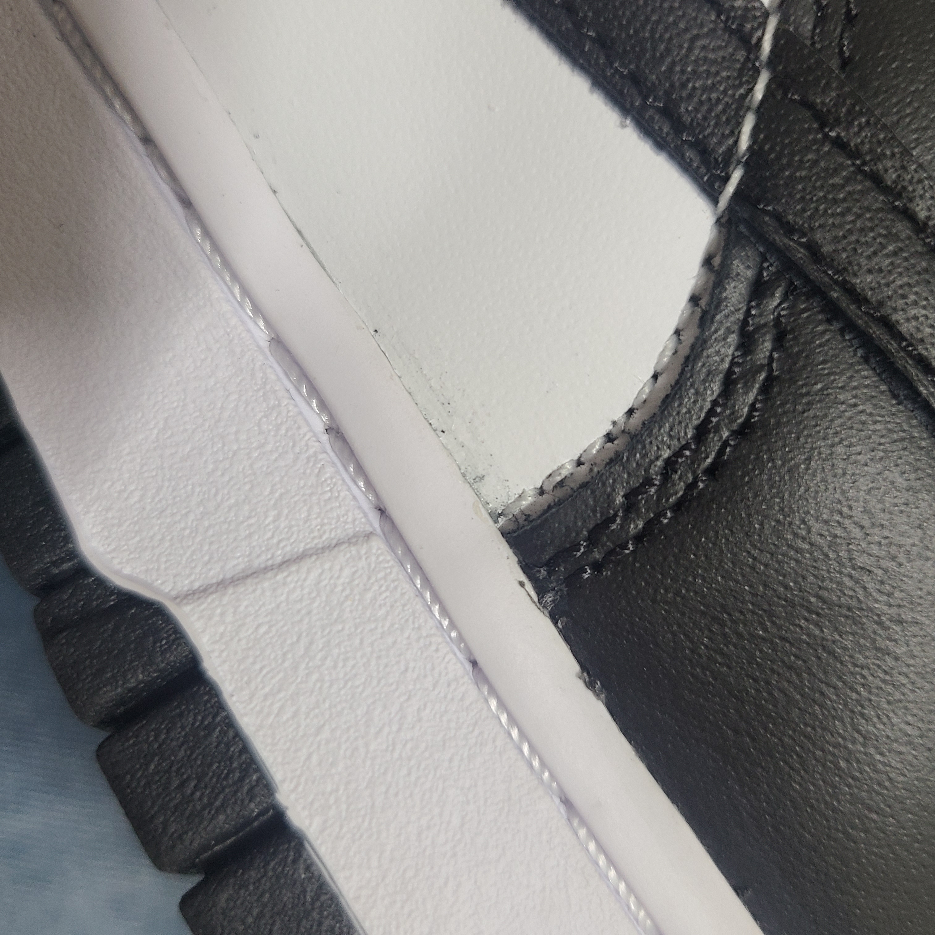 Nike Dunk Low Retro Black 착용 스타일 - 2